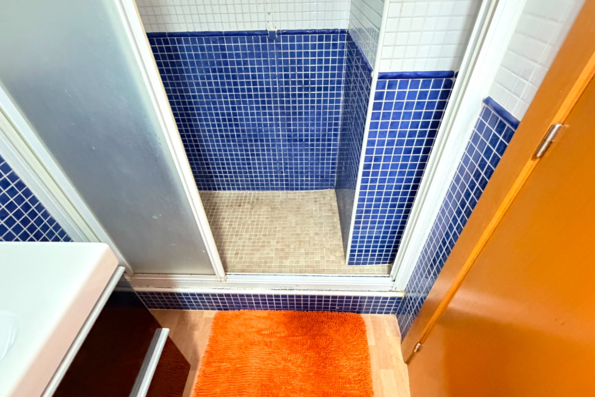 Reventa - Apartamento - Sin dormitorio - Los Montesinos