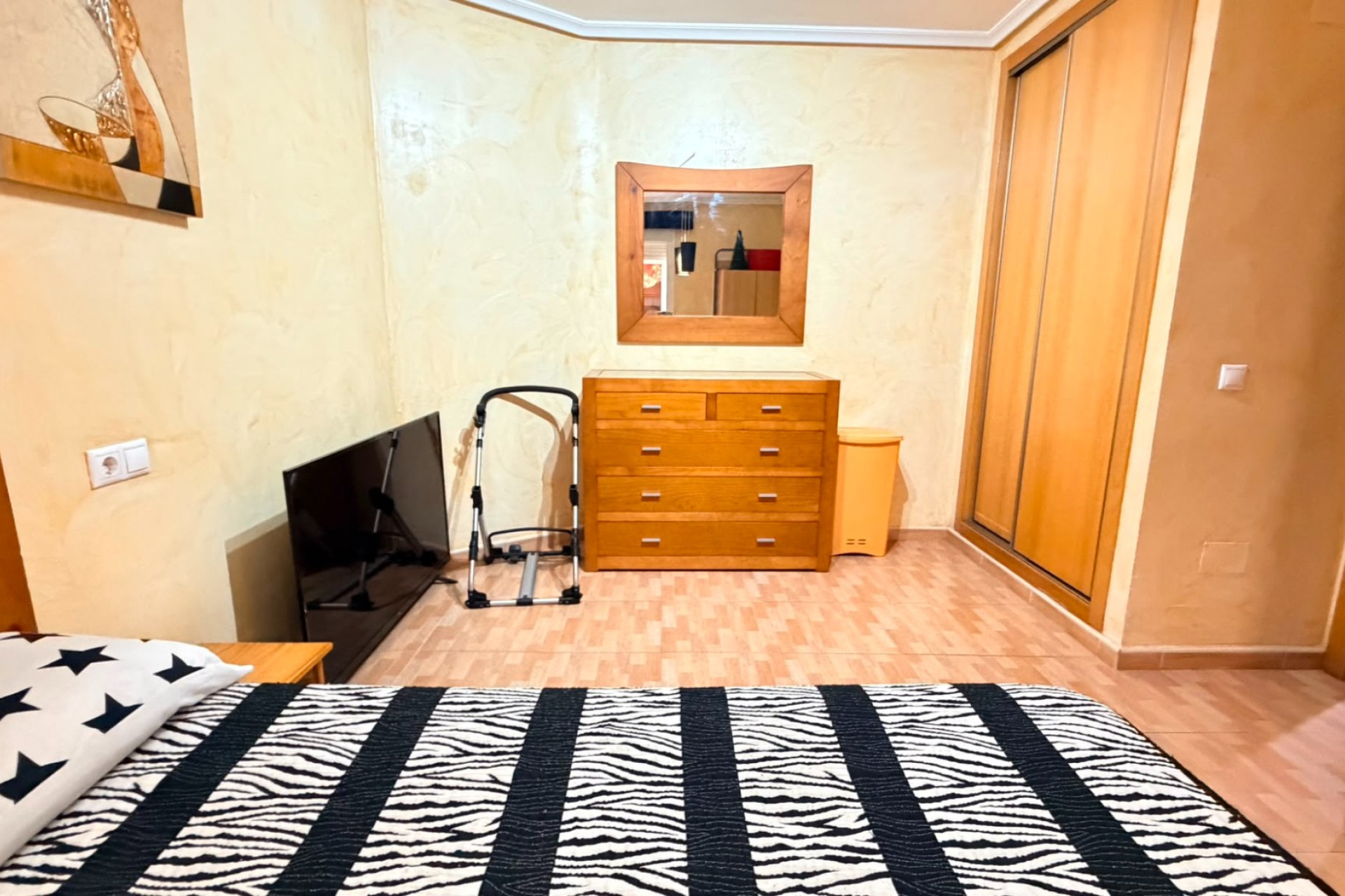 Reventa - Apartamento - Sin dormitorio - Los Montesinos