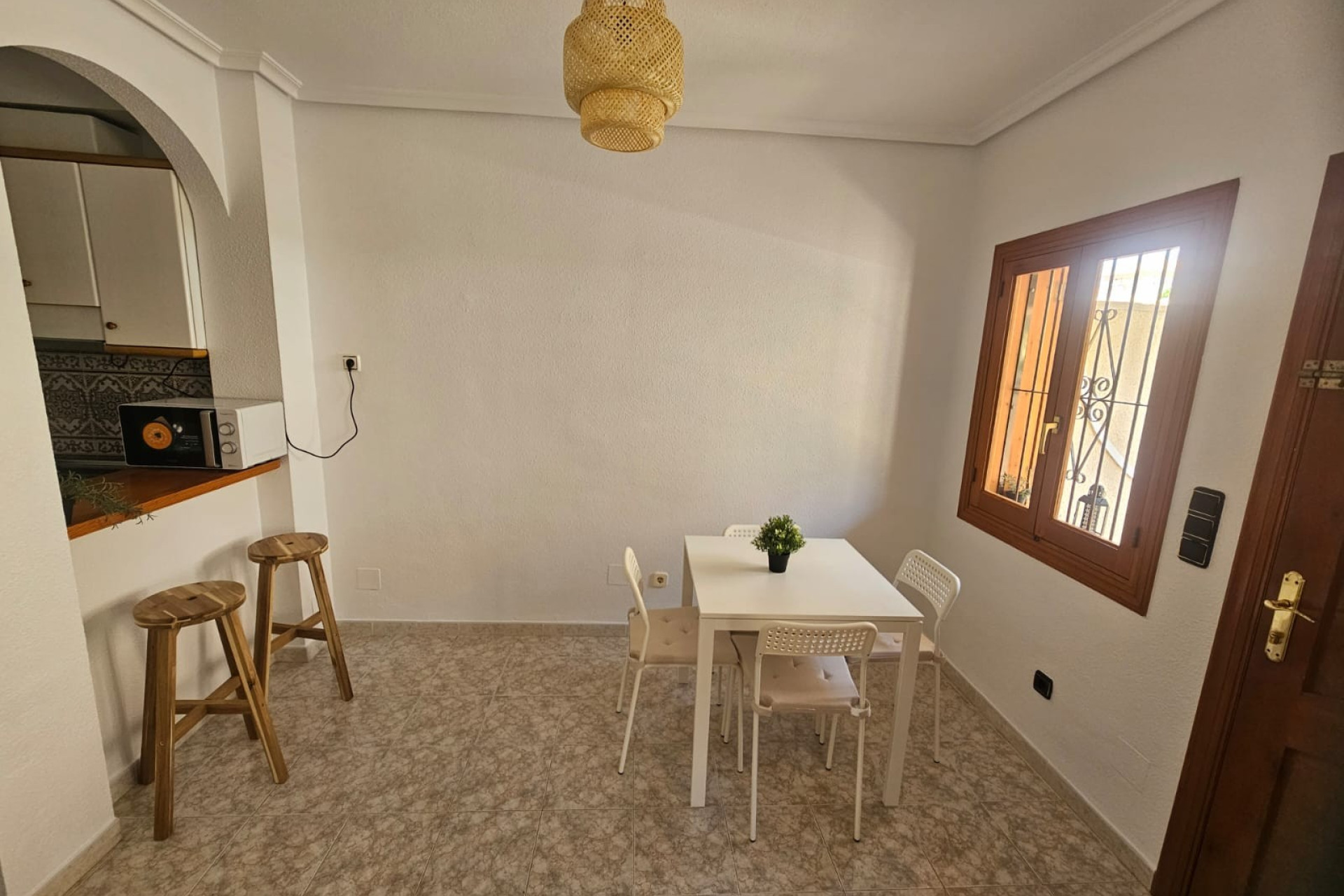 Reventa - Apartamento - Sin dormitorio - Orihuela Costa - Playa Flamenca