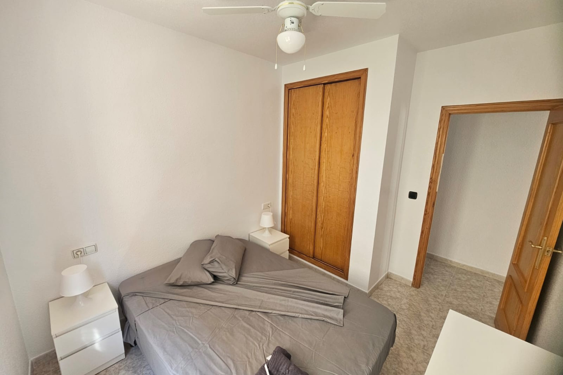 Reventa - Apartamento - Sin dormitorio - Orihuela Costa - Playa Flamenca