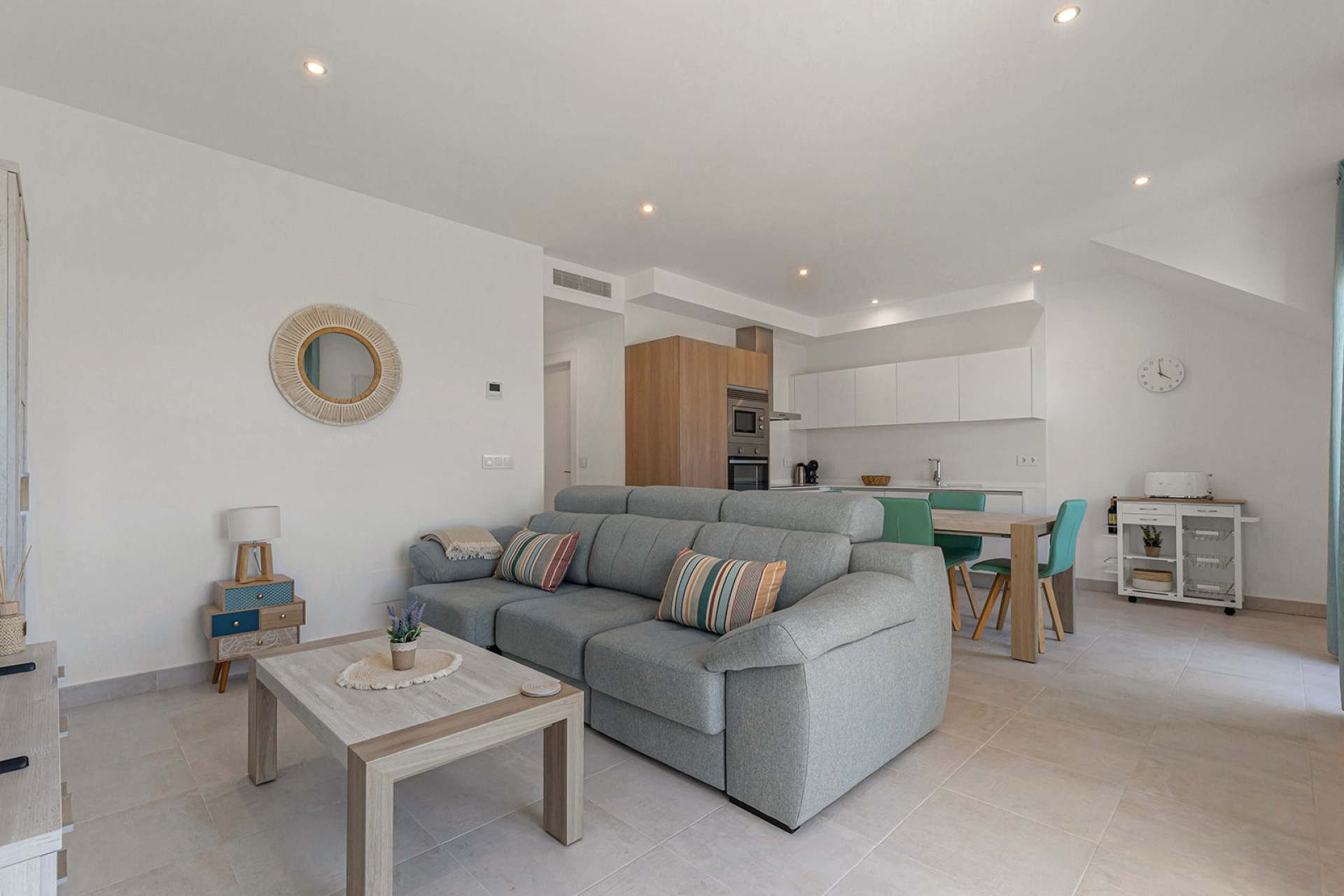 Reventa - Apartamento - Sin dormitorio - Pilar de la Horadada - Zona Pueblo