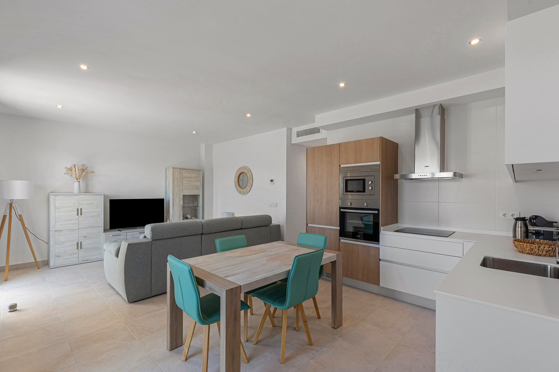 Reventa - Apartamento - Sin dormitorio - Pilar de la Horadada - Zona Pueblo