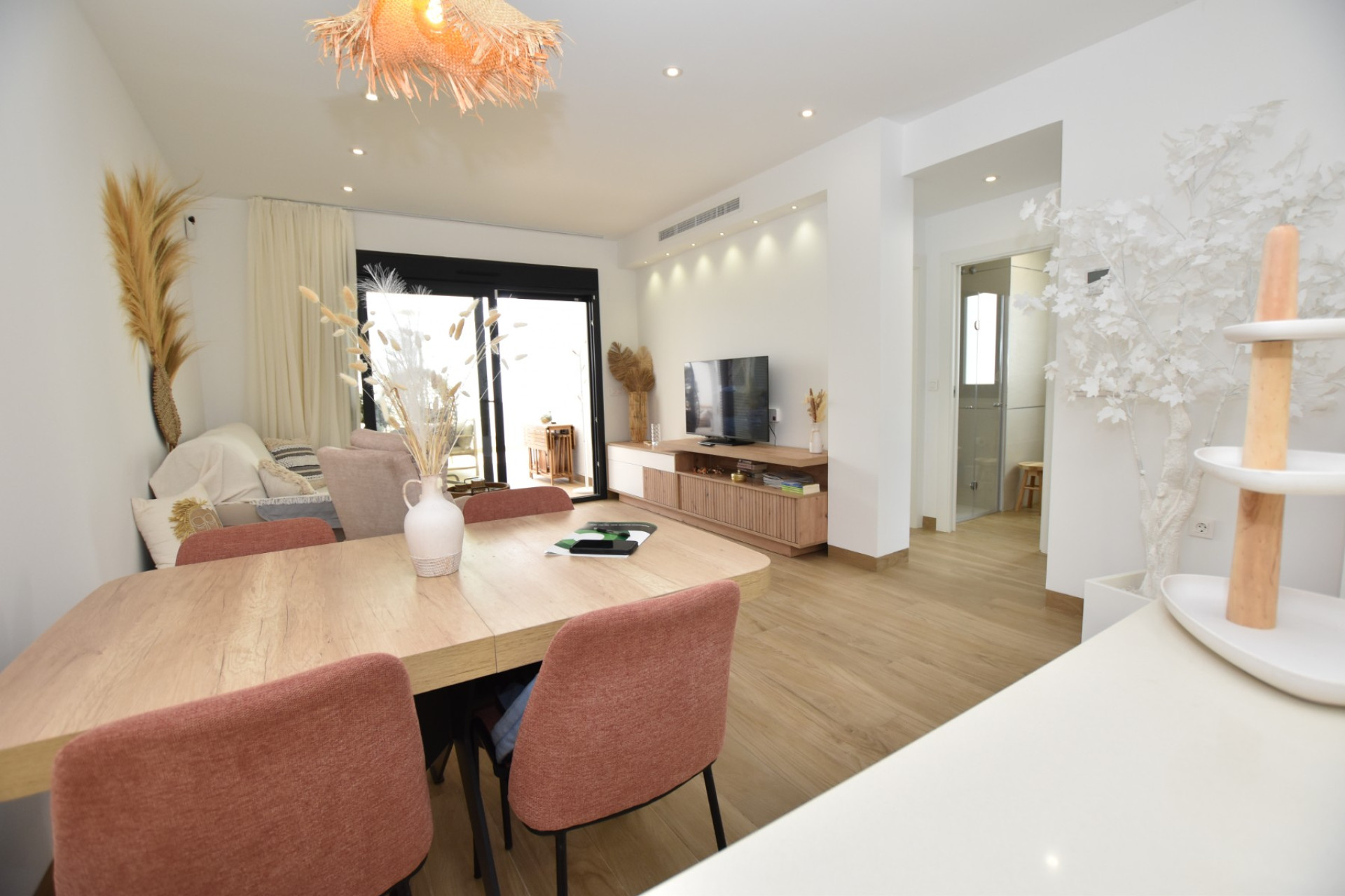 Reventa - Apartamento - Sin dormitorio - Torrevieja - Los Balcones