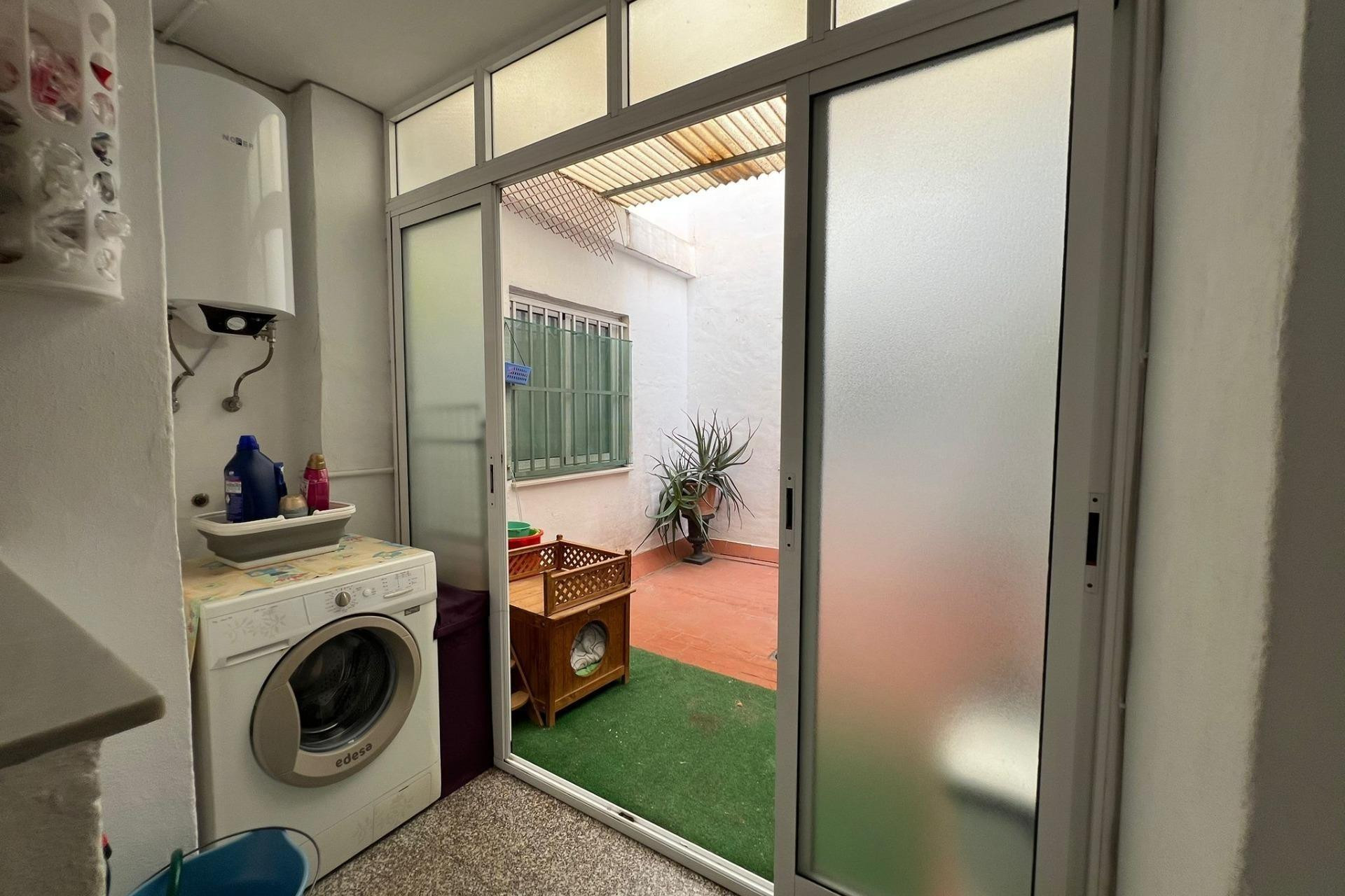 Reventa - Apartment - Dolores - CENTRO