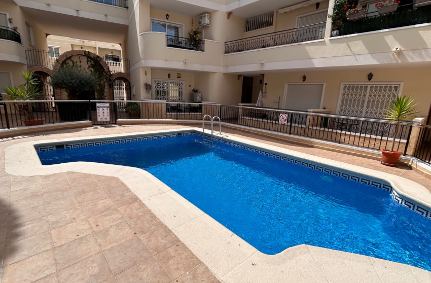 Reventa - Apartment - Jacarilla