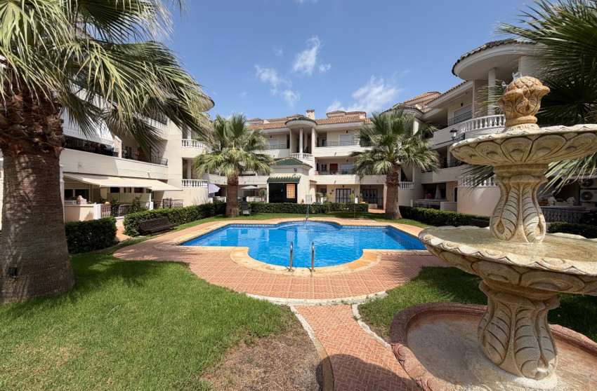 Reventa - Apartment - Jacarilla