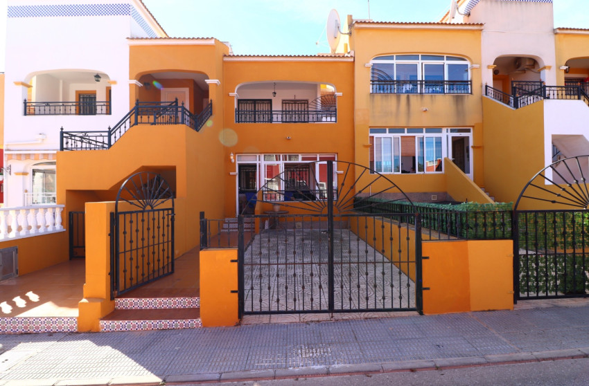 Reventa - Apartment - Los Montesinos - La Herrada