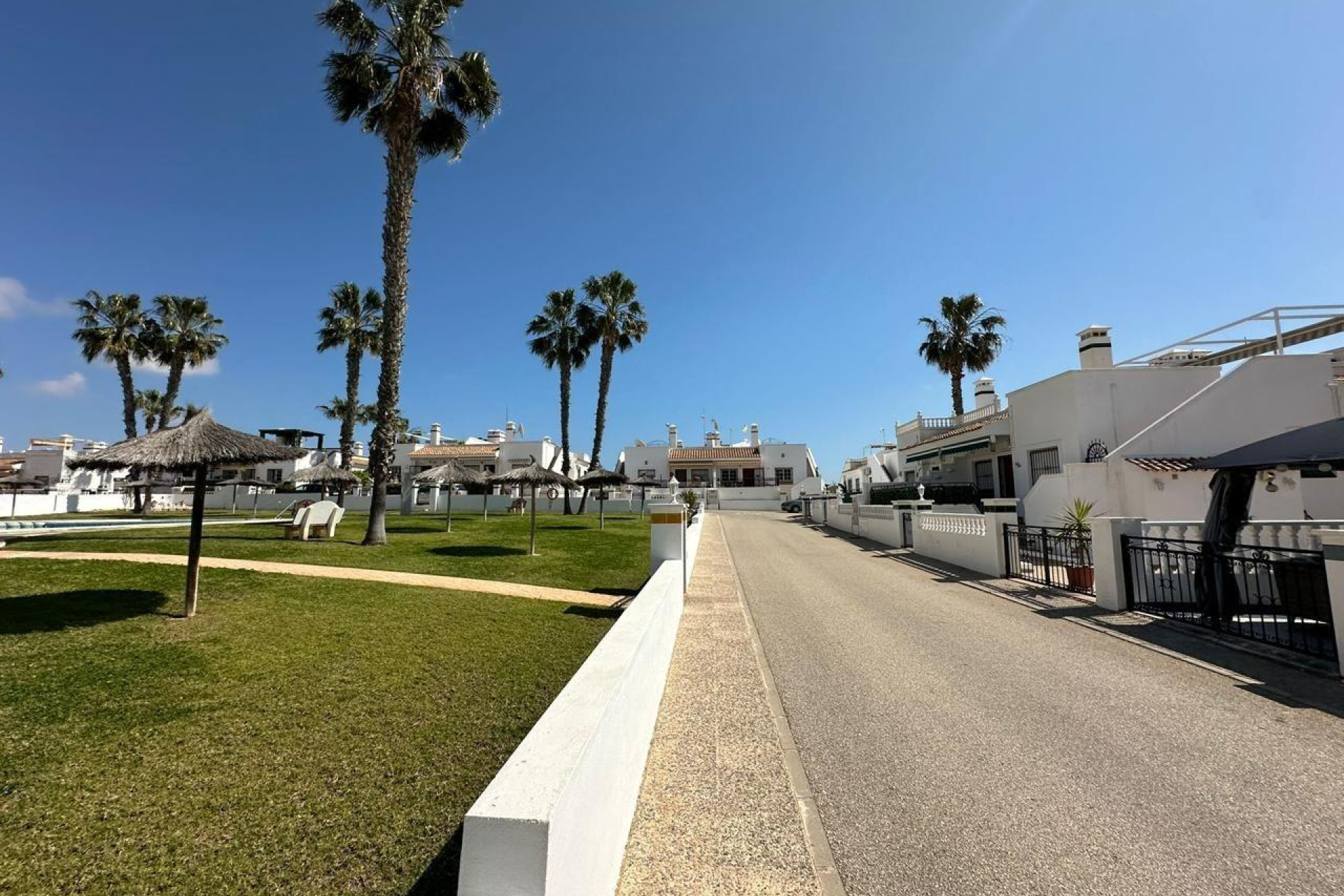 Reventa - Apartment - Orihuela Costa - La Chismosa