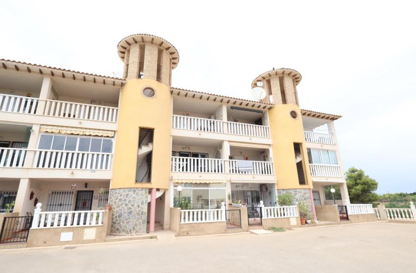 Reventa - Apartment - Orihuela Costa - La Zenia