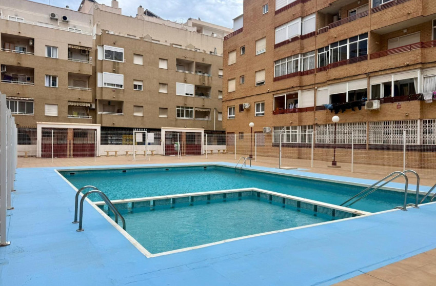 Reventa - Apartment - Torrevieja - Centro