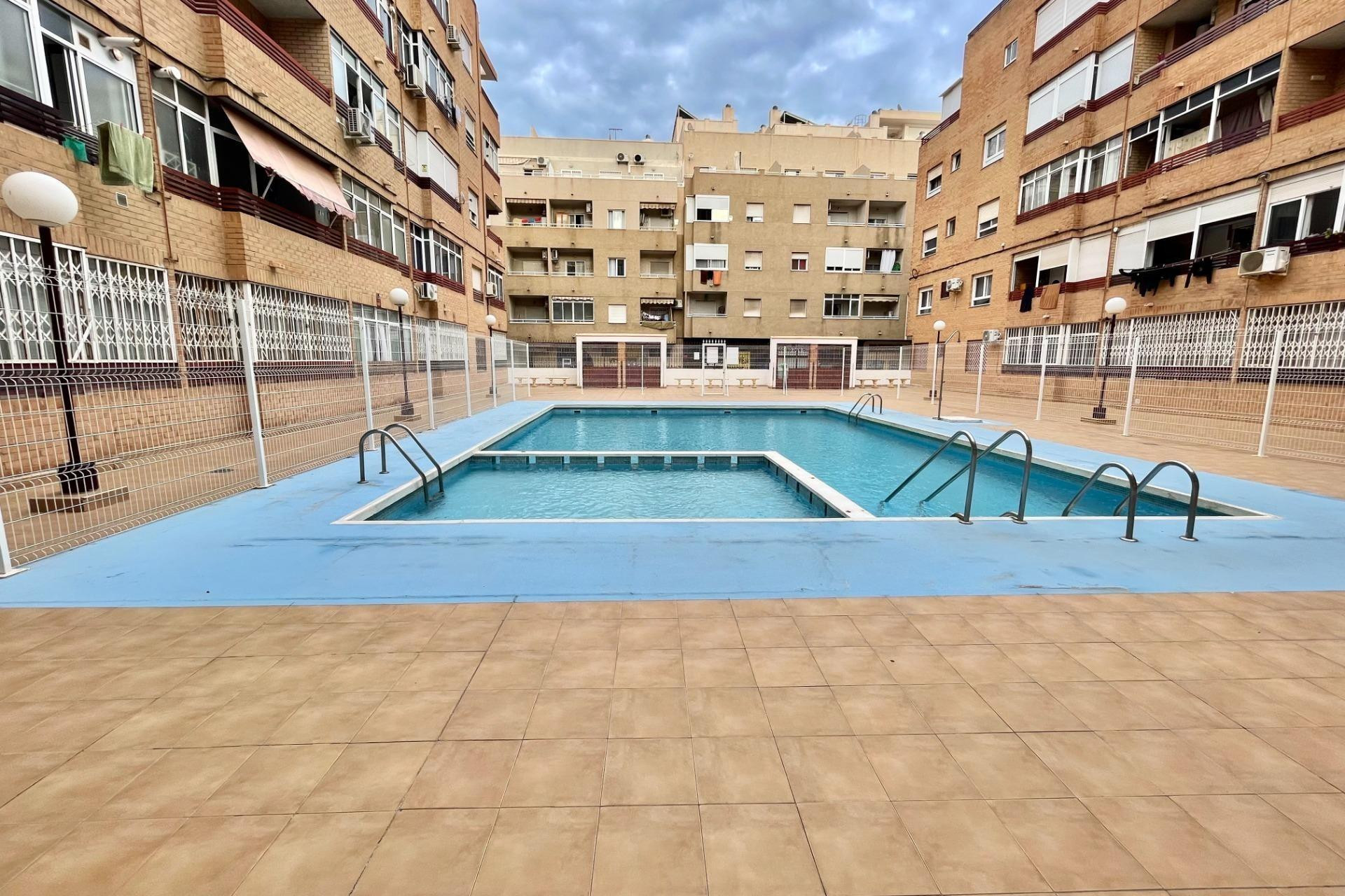Reventa - Apartment - Torrevieja - Centro