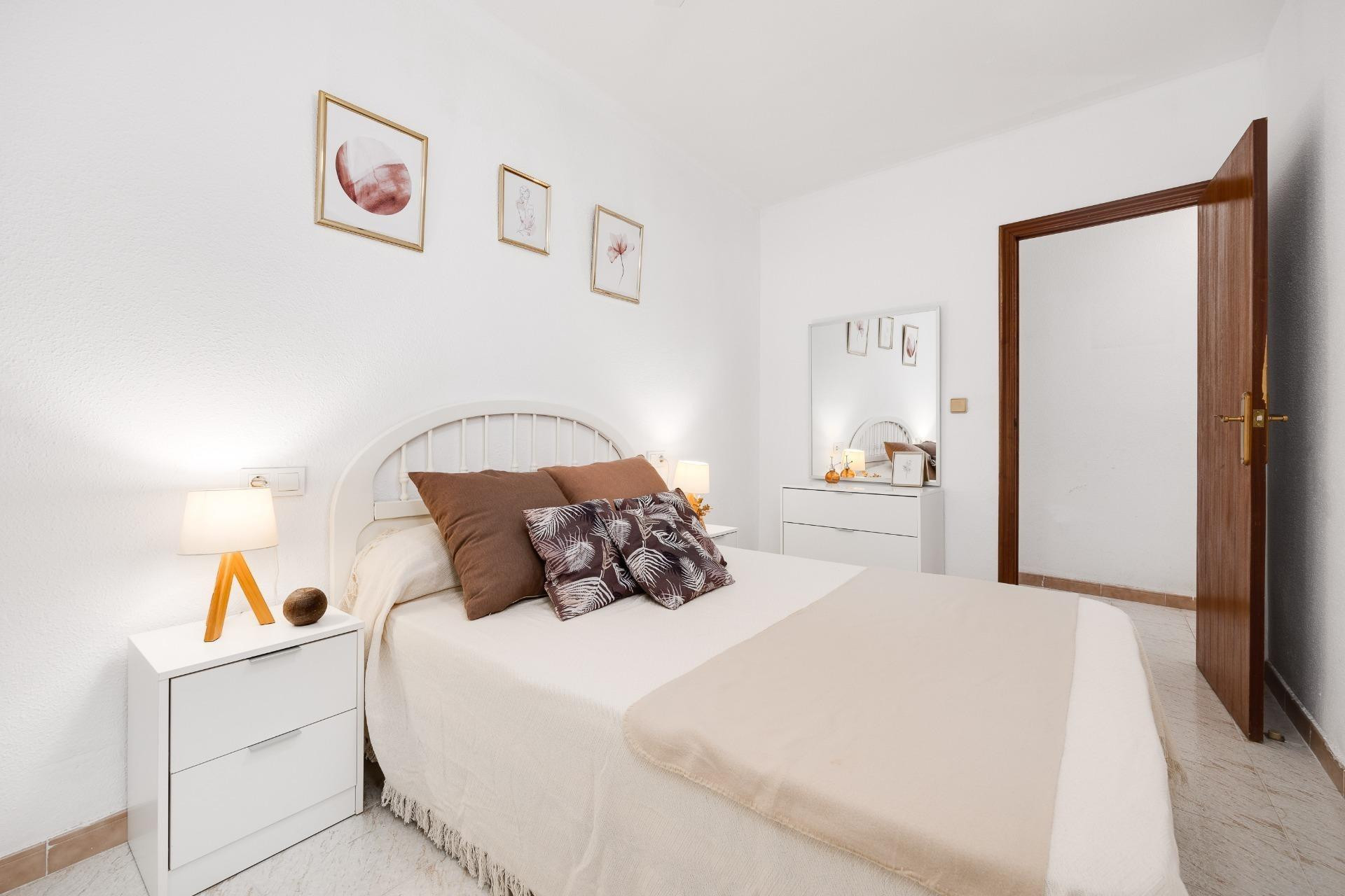 Reventa - Apartment - Torrevieja - Estacion de autobuses