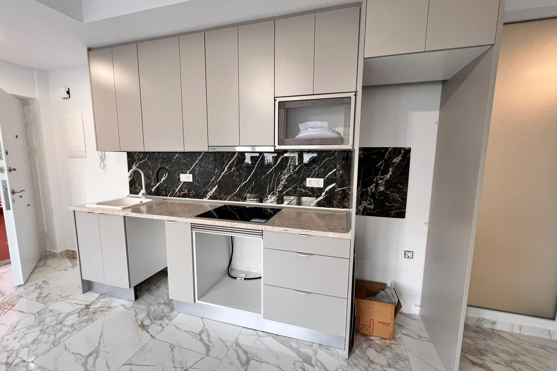 Reventa - Apartment - Torrevieja - Estacion de autobuses