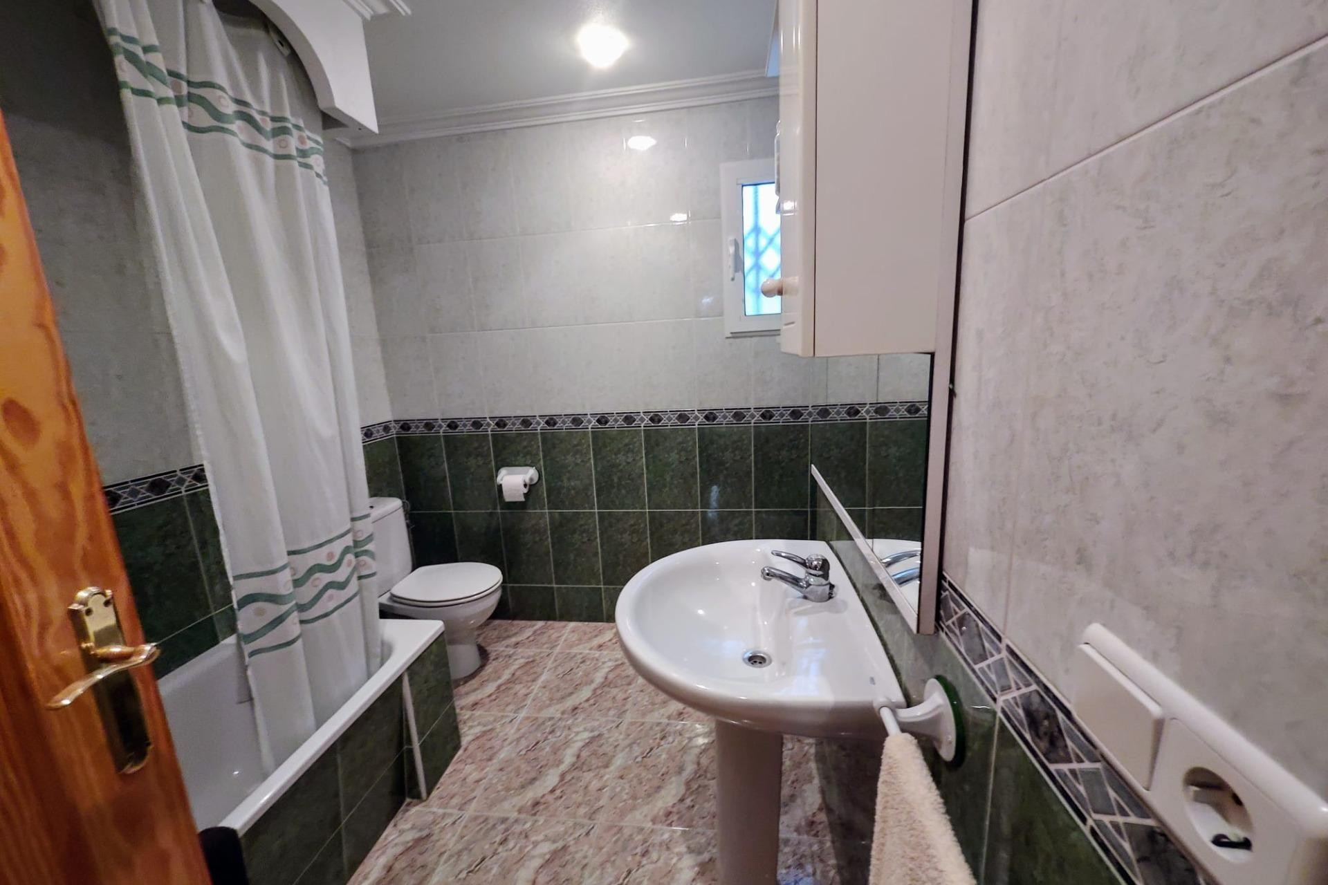 Reventa - Apartment - Torrevieja - Estacion de autobuses