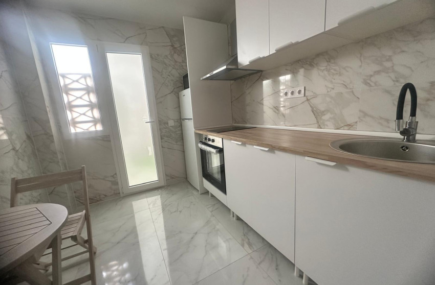 Reventa - Apartment - Torrevieja - Estacion de autobuses