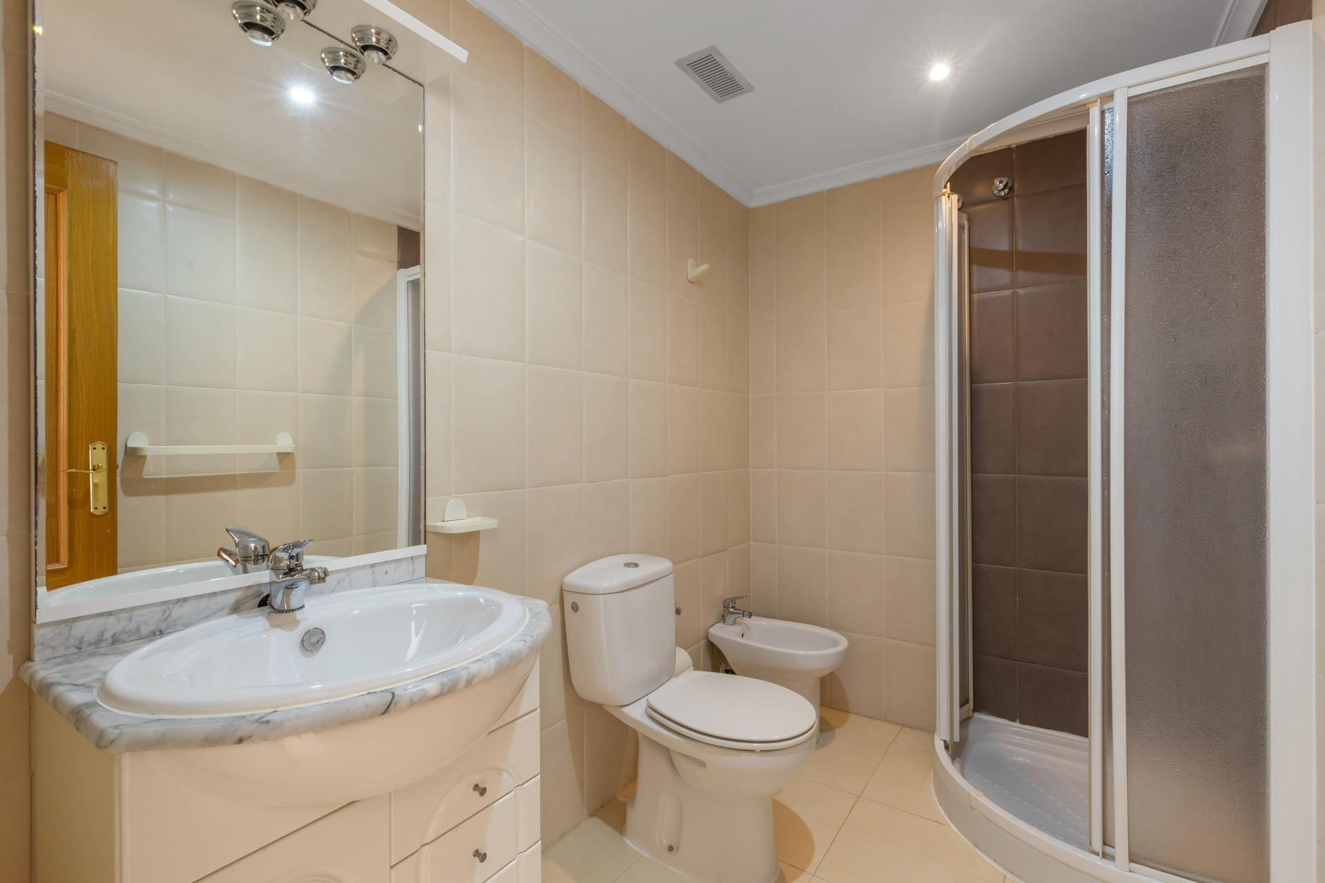 Reventa - Apartment - Torrevieja - Estacion de autobuses