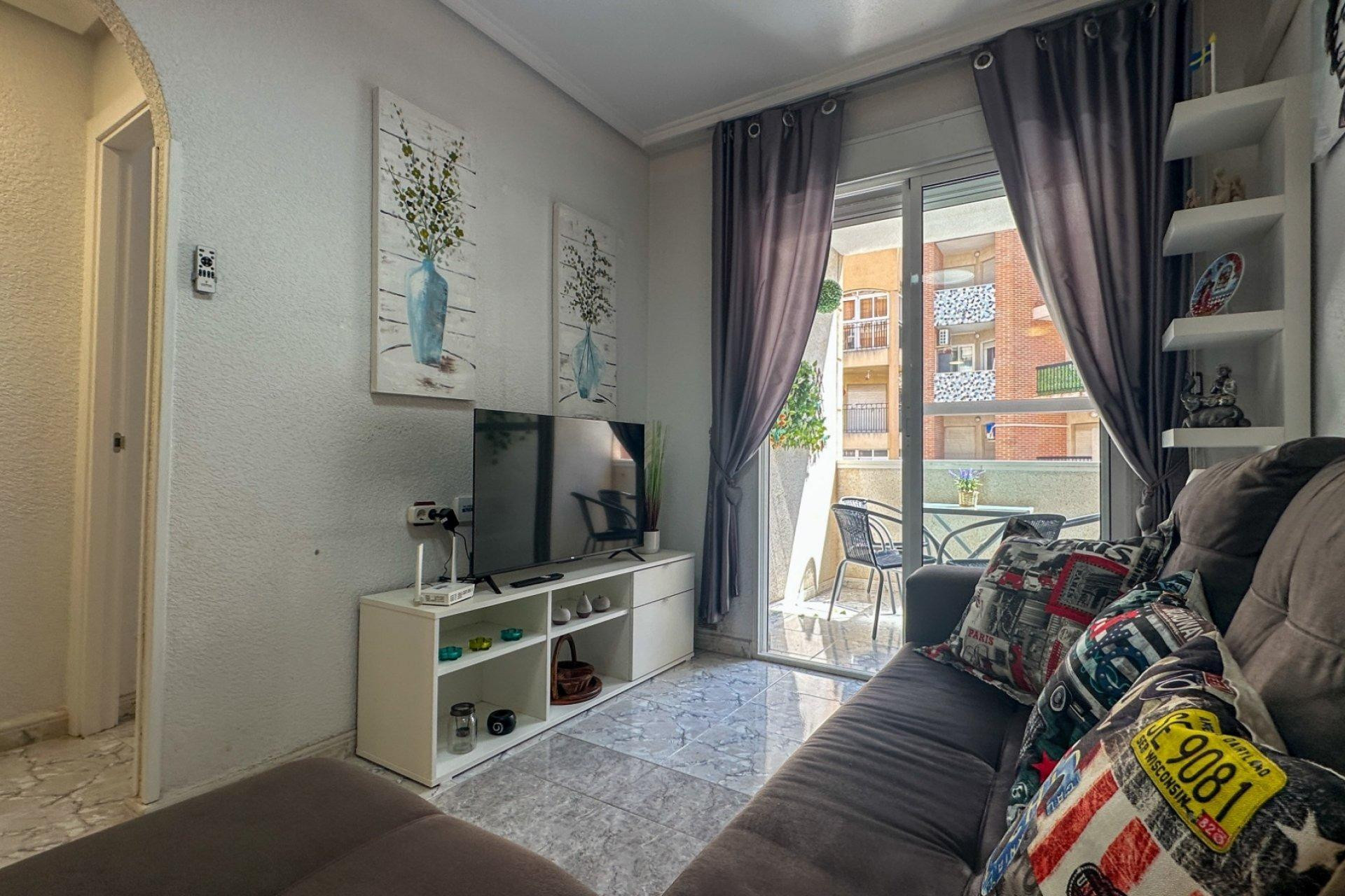 Reventa - Apartment - Torrevieja - Estacion de autobuses