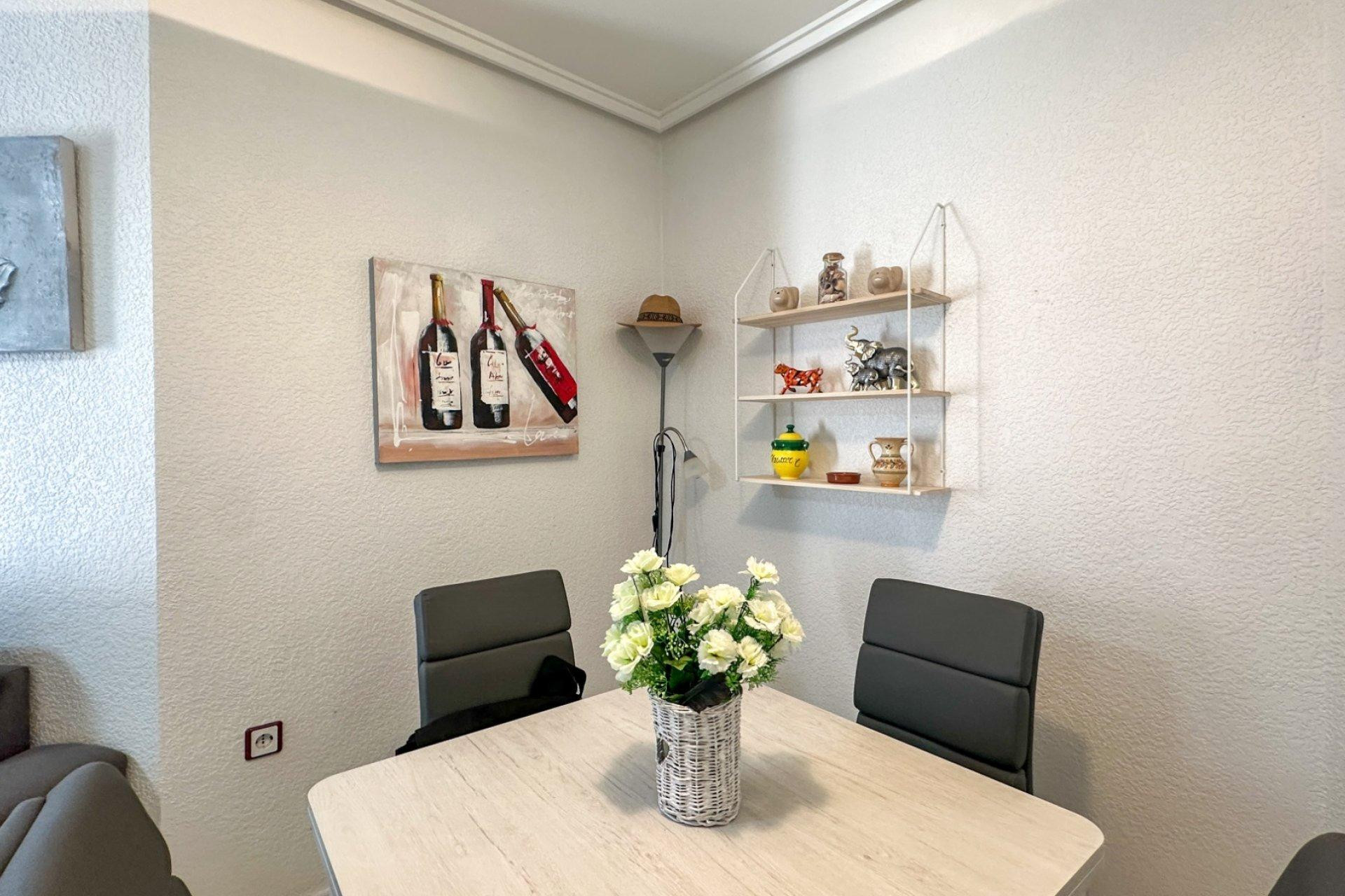 Reventa - Apartment - Torrevieja - Estacion de autobuses