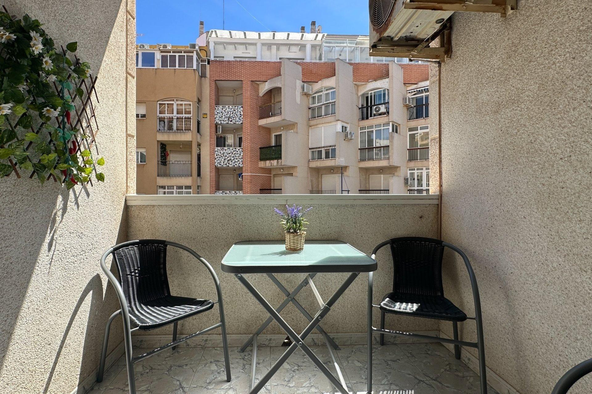 Reventa - Apartment - Torrevieja - Estacion de autobuses