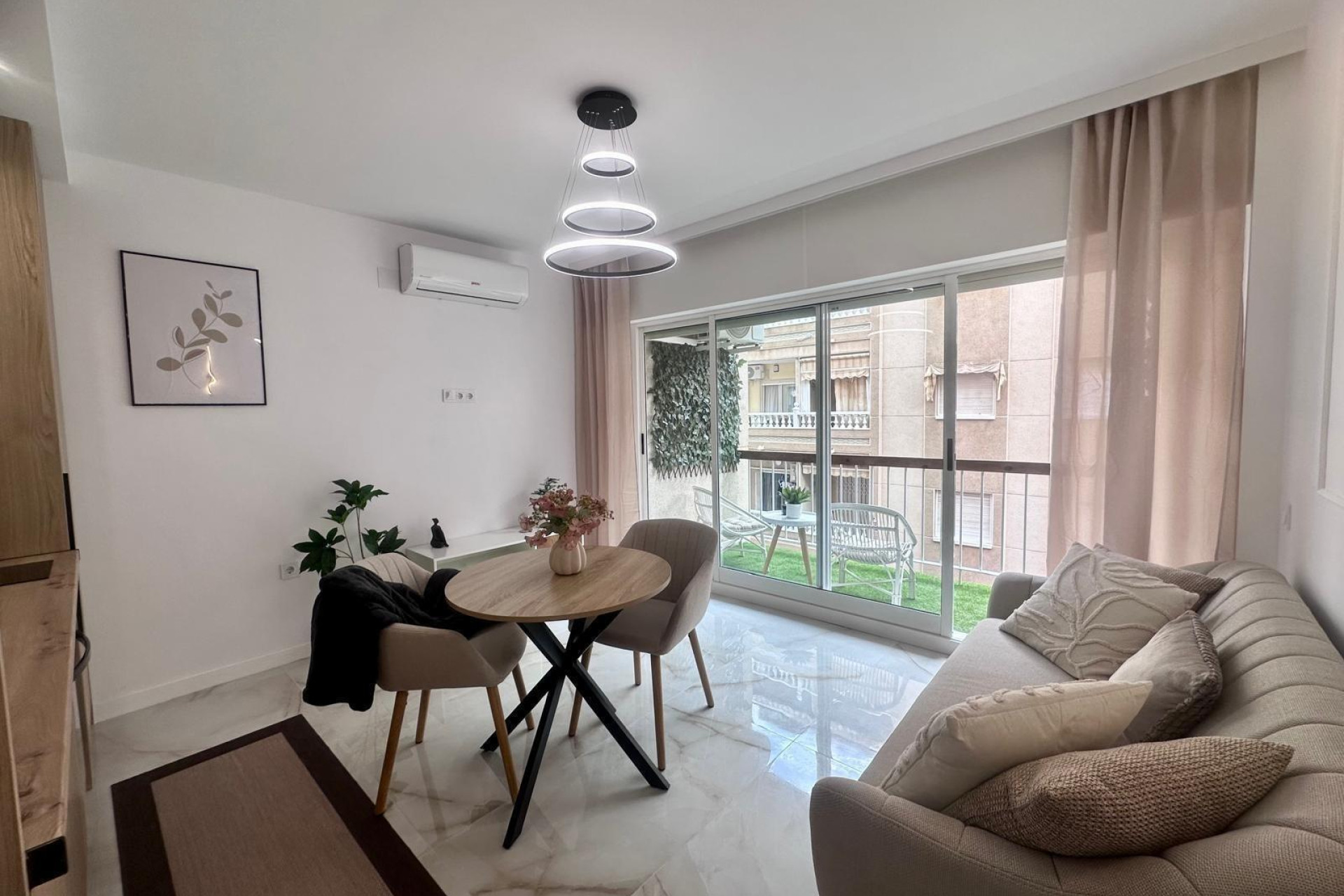 Reventa - Apartment - Torrevieja - Estacion de autobuses