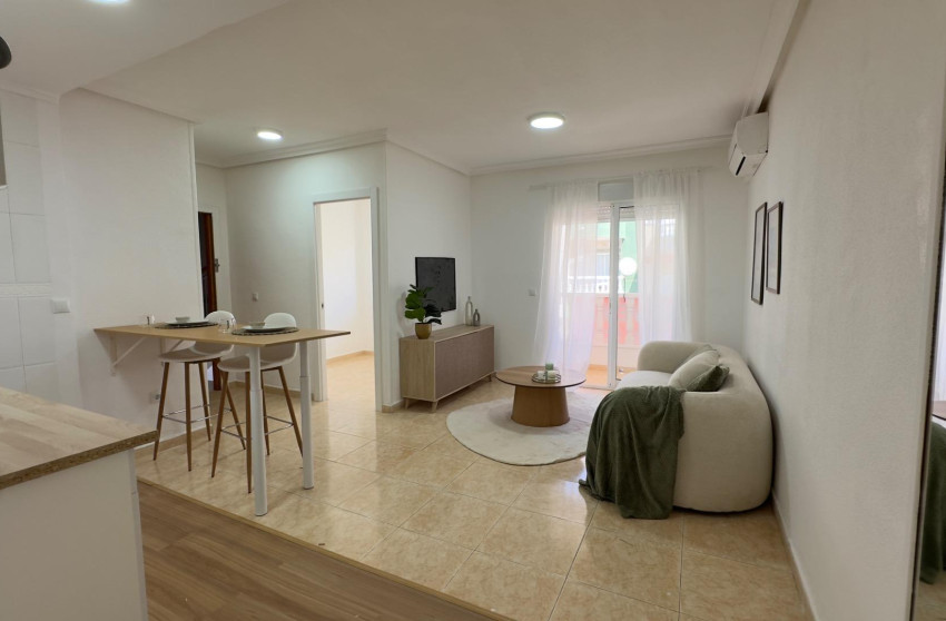 Reventa - Apartment - Torrevieja - Estacion de autobuses