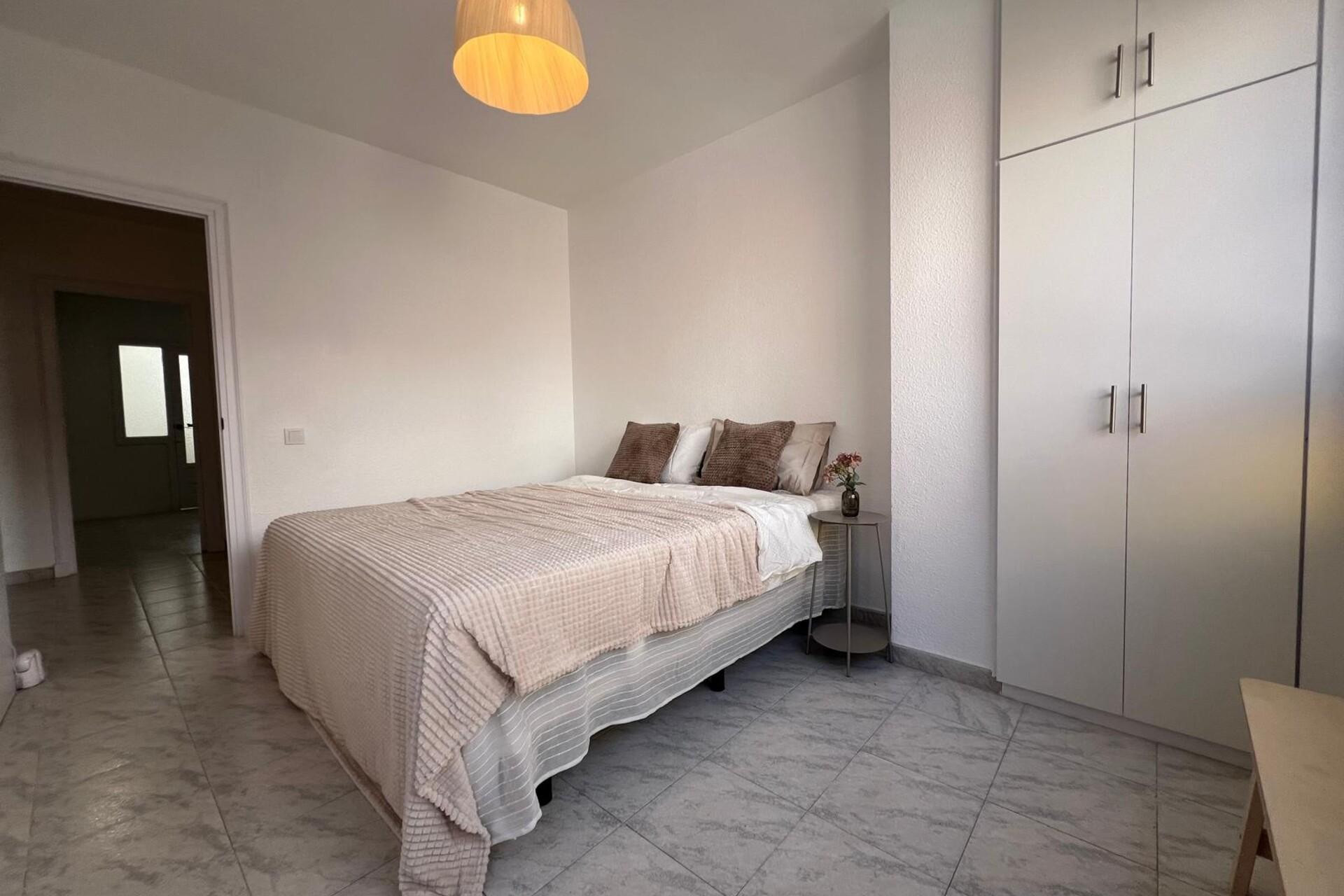 Reventa - Apartment - Torrevieja - Estacion de autobuses