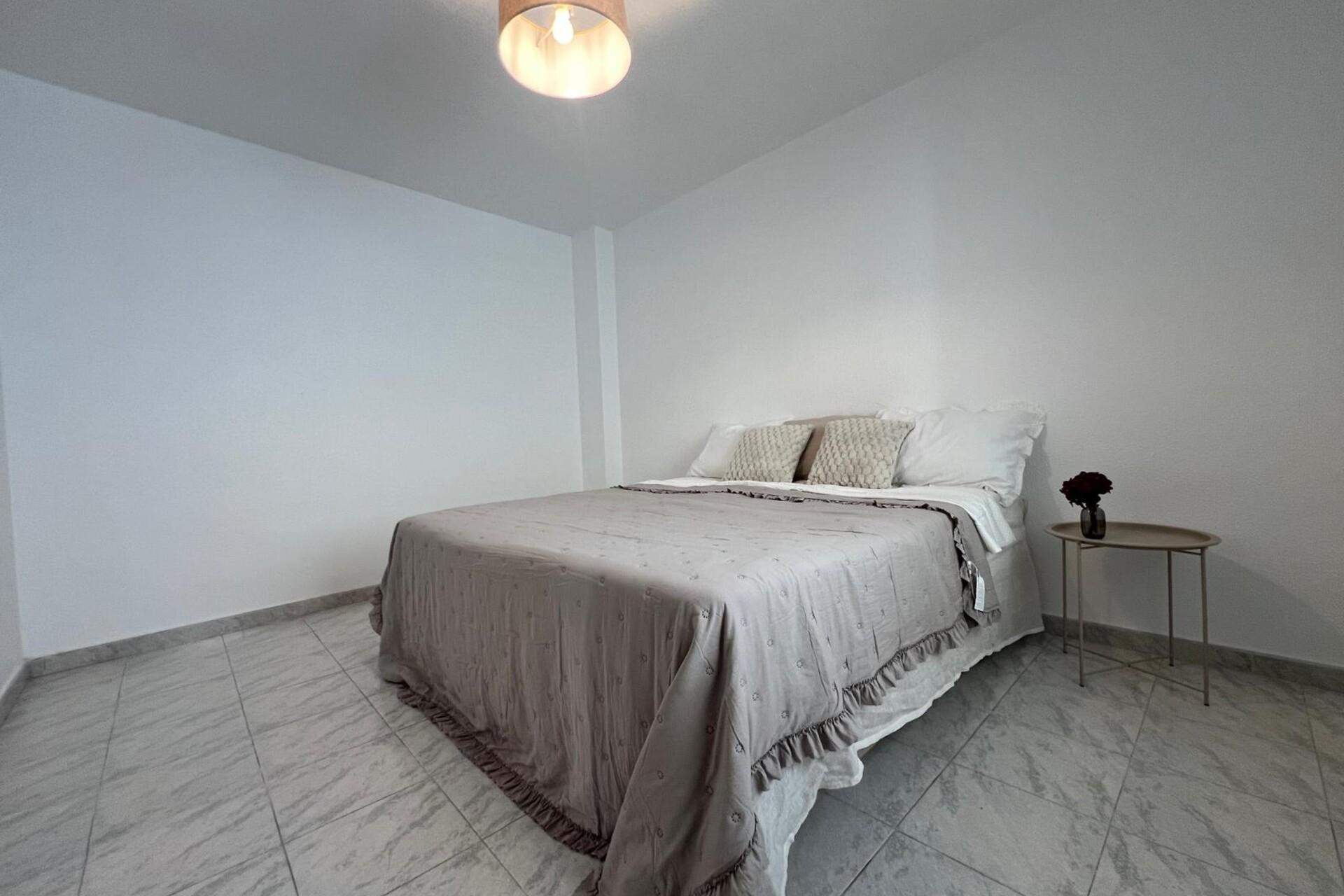 Reventa - Apartment - Torrevieja - Estacion de autobuses