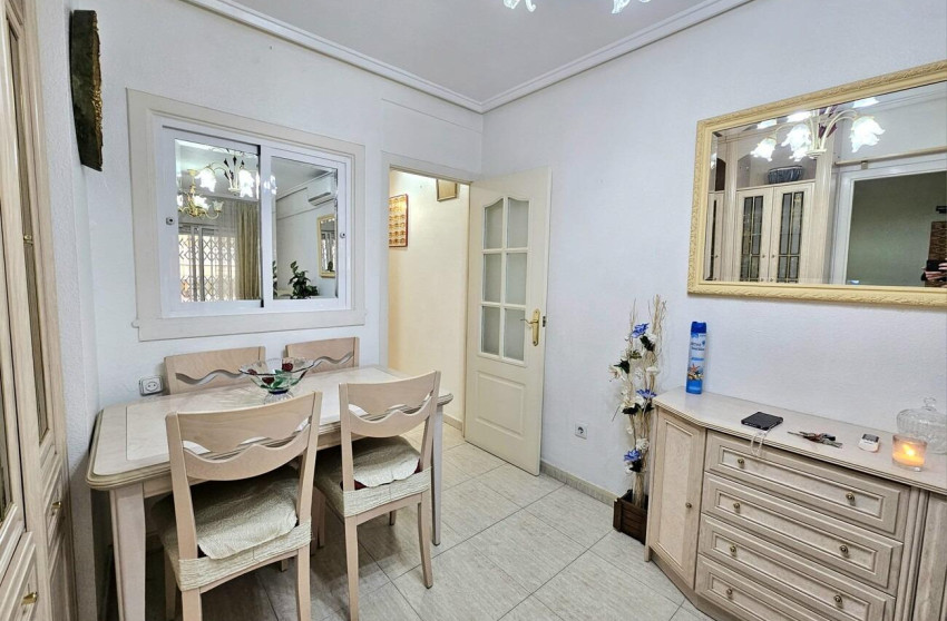 Reventa - Apartment - Torrevieja - Estacion de autobuses