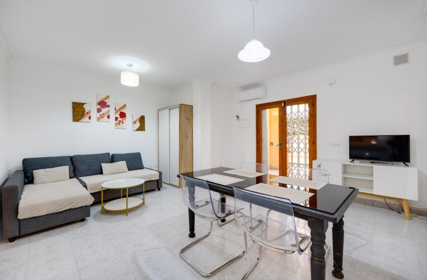 Reventa - Apartment - Torrevieja - Estacion de autobuses