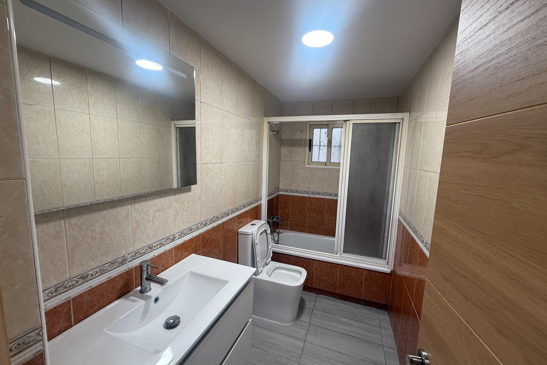 Reventa - Apartment - Torrevieja - Estacion de autobuses
