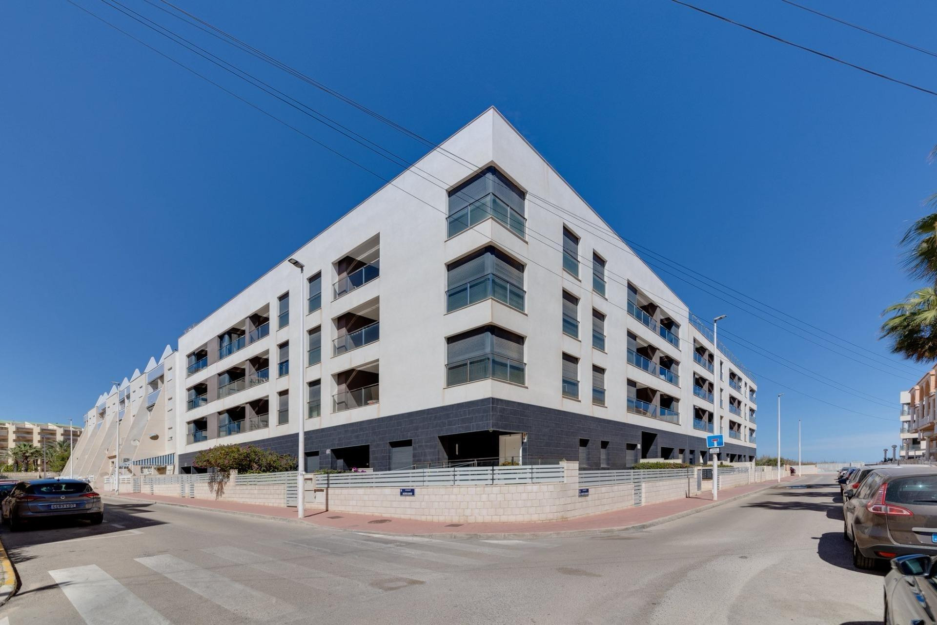 Reventa - Apartment - Torrevieja - La Mata pueblo