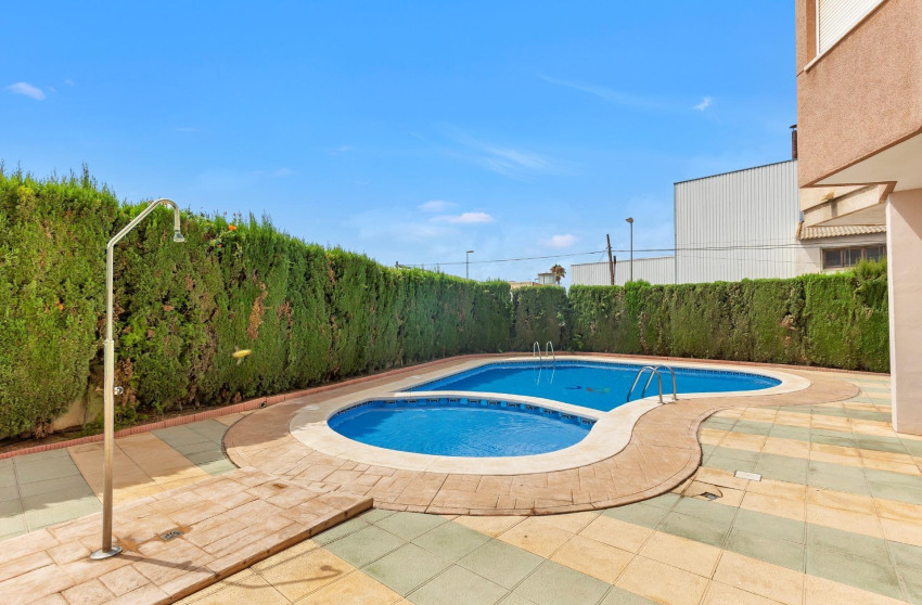 Reventa - Apartment - Torrevieja - Playa de los locos