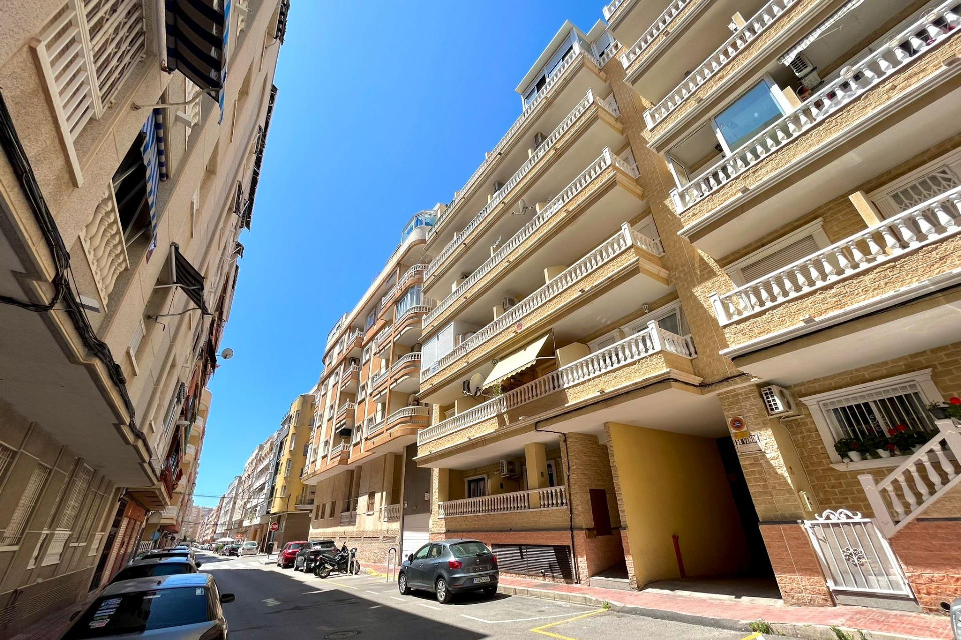 Reventa - Apartment - Torrevieja - Playa de los locos