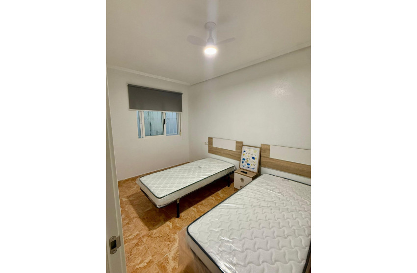 Reventa - Apartment - Torrevieja - Playa de los locos