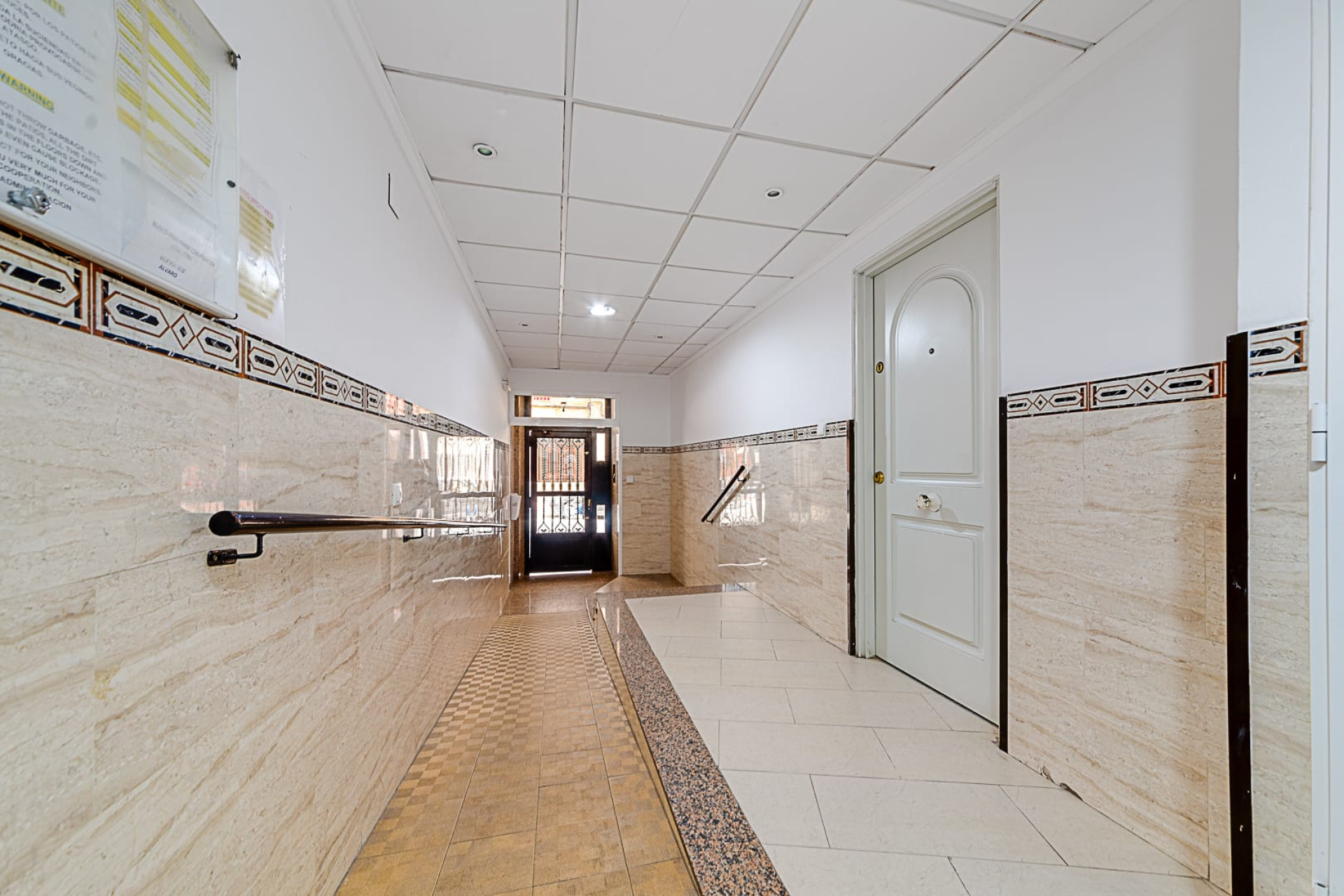 Reventa - Apartment - Torrevieja - Playa de los locos