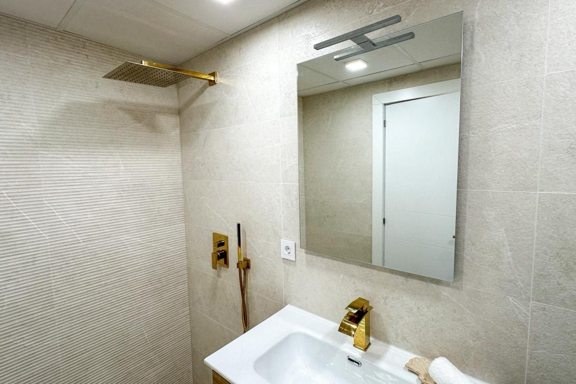 Reventa - Apartment - Torrevieja - Playa de los Naufragos