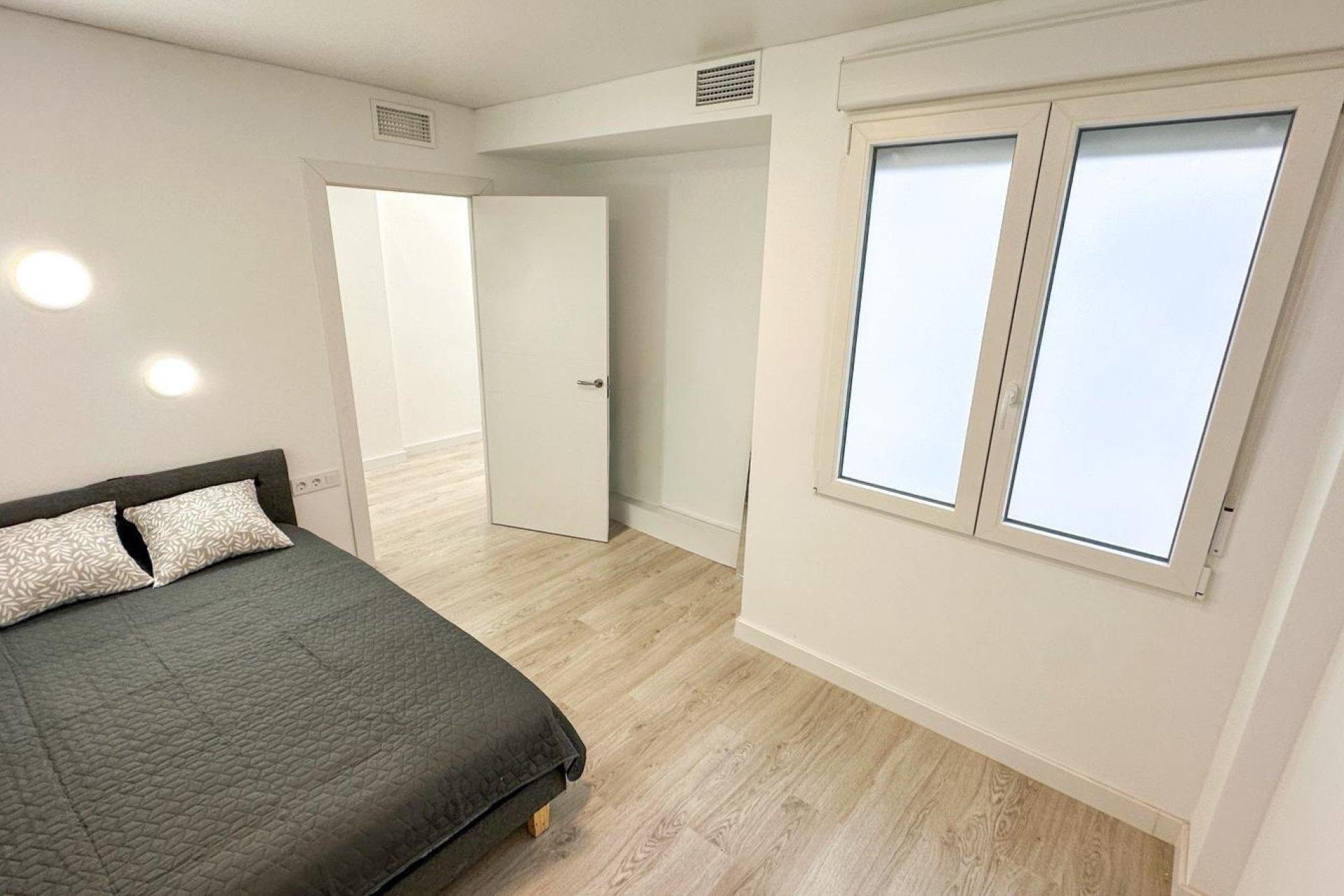 Reventa - Apartment - Torrevieja - Playa de los Naufragos