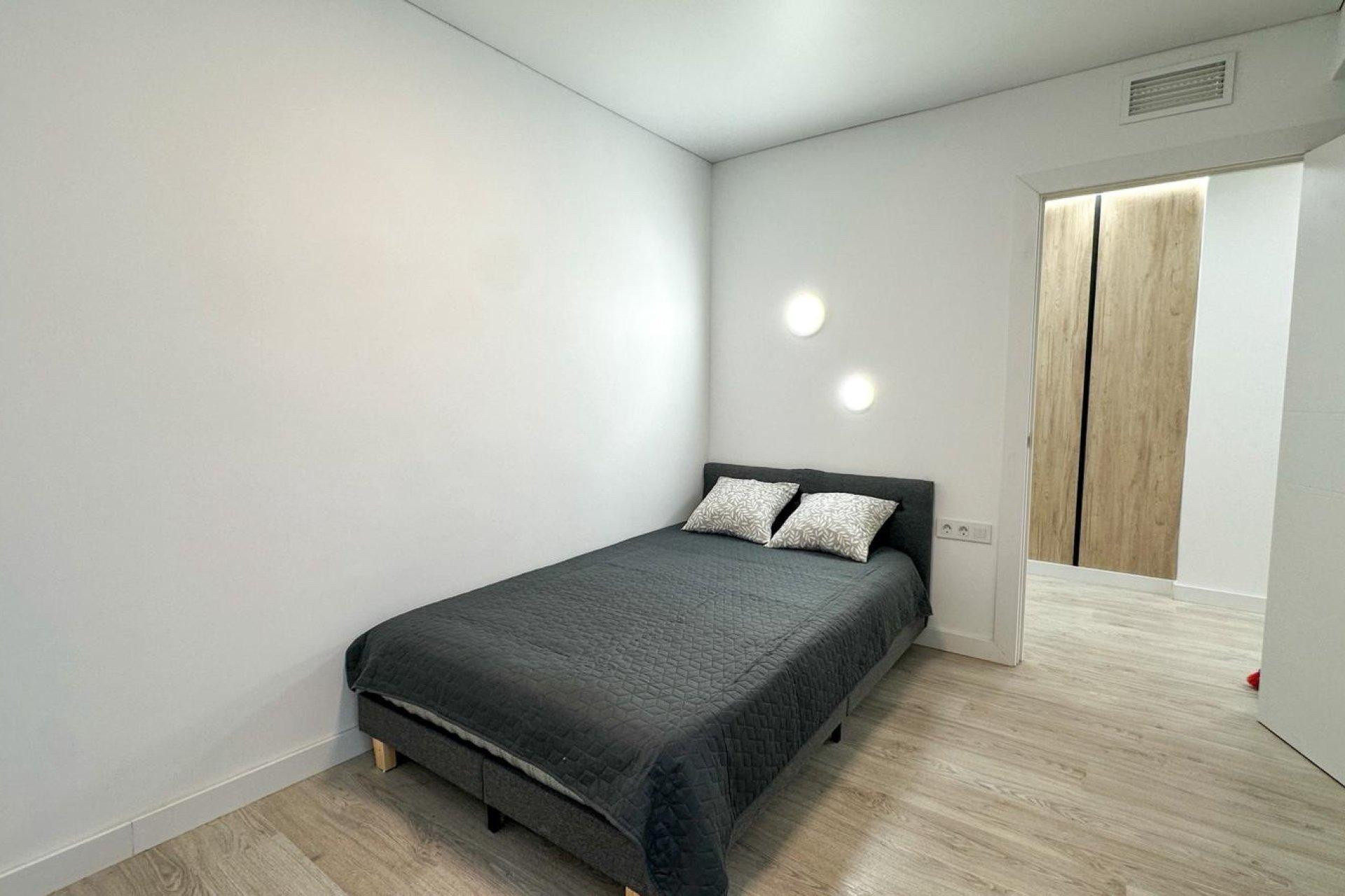 Reventa - Apartment - Torrevieja - Playa de los Naufragos