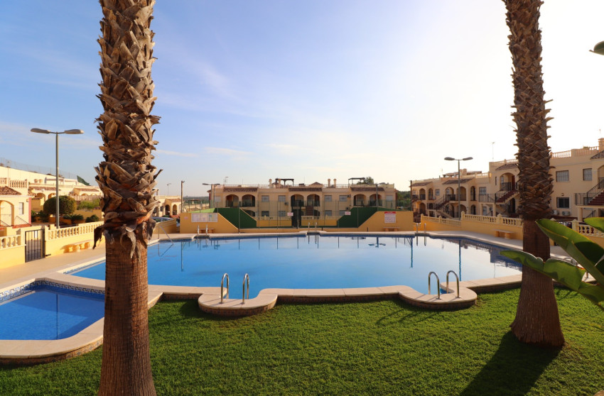Reventa - Bungalow - Planta Baja - Algorfa - Montemar