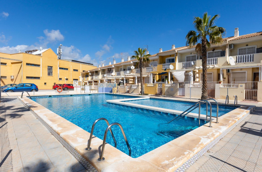 Reventa - Bungalow - Planta Baja - Guardamar del Segura - Urbanizaciones