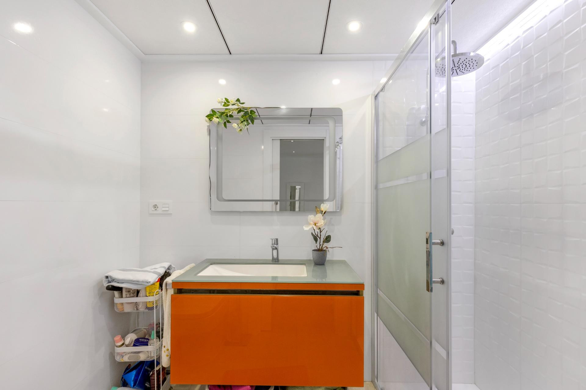 Reventa - Bungalow - Planta Baja - Guardamar del Segura - Urbanizaciones