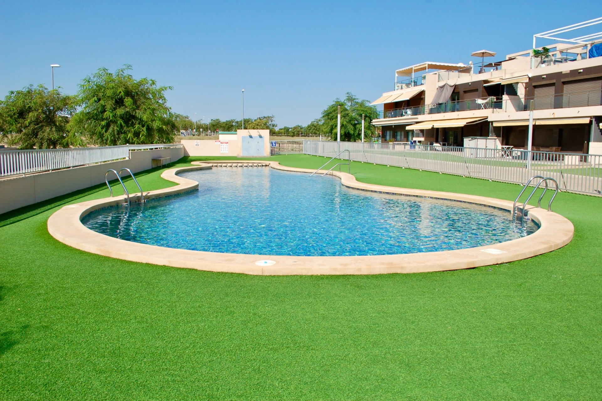 Reventa - Bungalow - Planta Baja - Pilar de la Horadada - Mil Palmeras