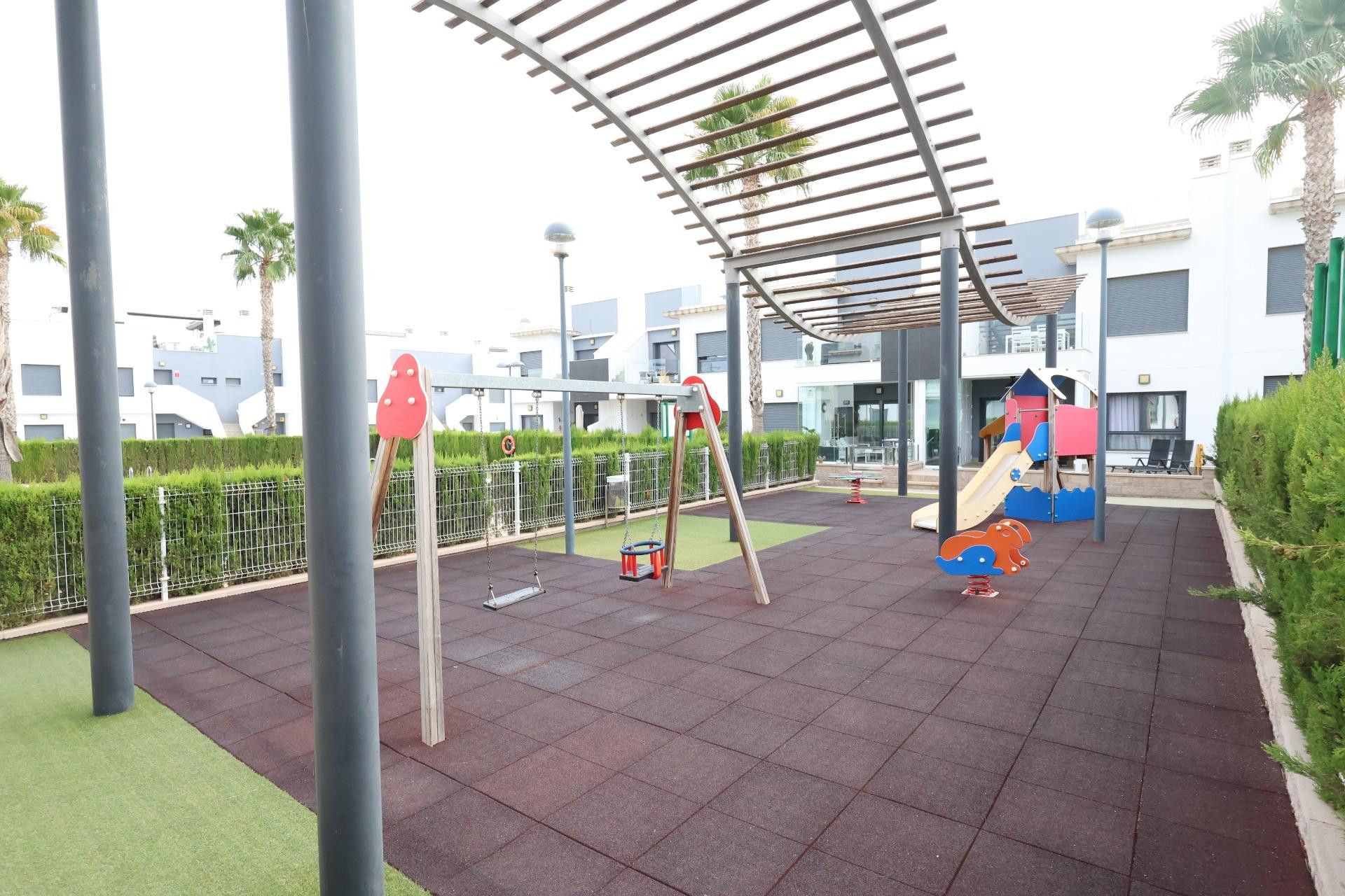 Reventa - Bungalow - Planta Baja - Pilar de la Horadada - Zona Pueblo