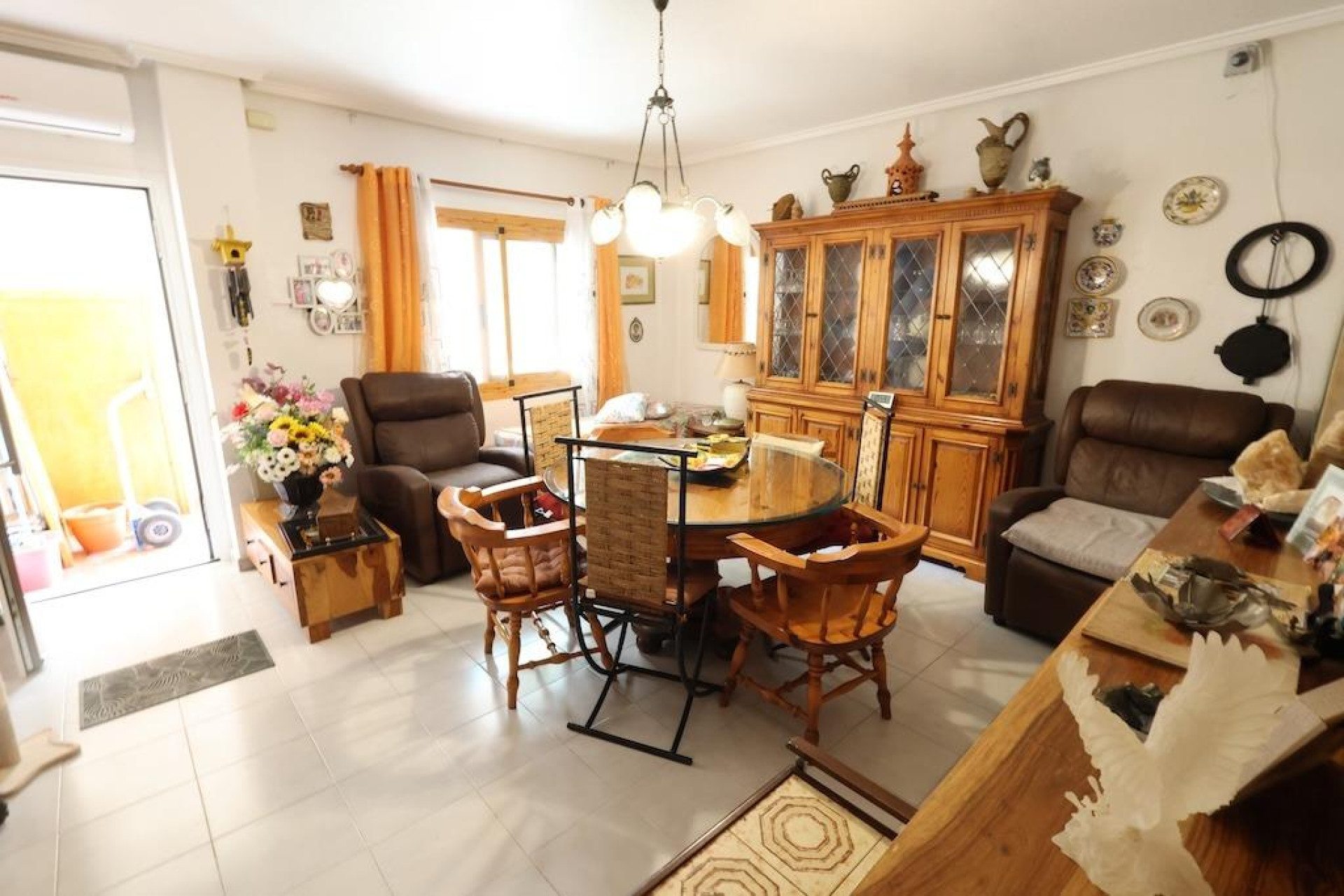 Reventa - Bungalow - Planta Baja - Torrevieja - Acequion