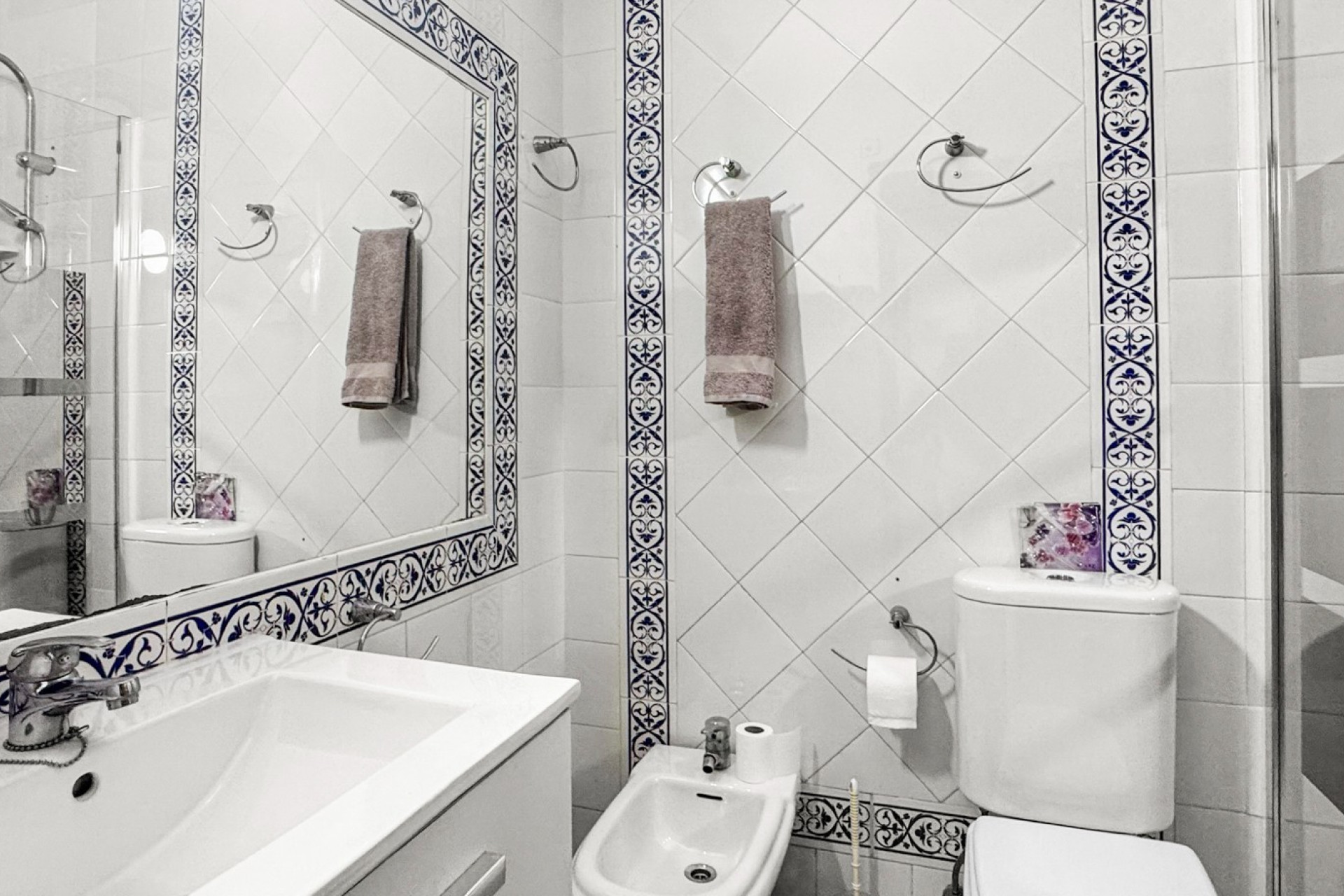Reventa - Bungalow - Planta Baja - Torrevieja - Aguas Nuevas