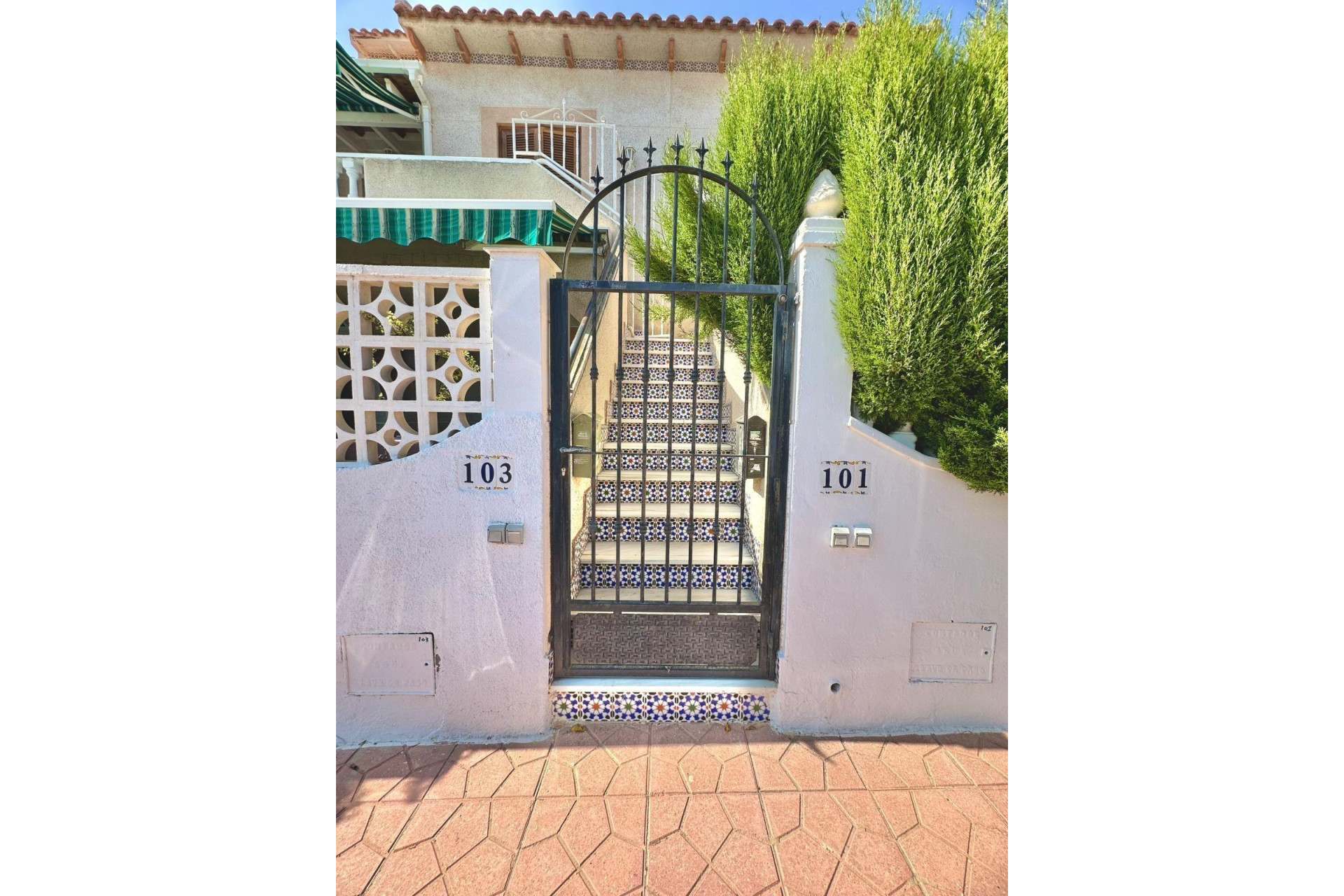 Reventa - Bungalow - Planta Baja - Torrevieja - Centro