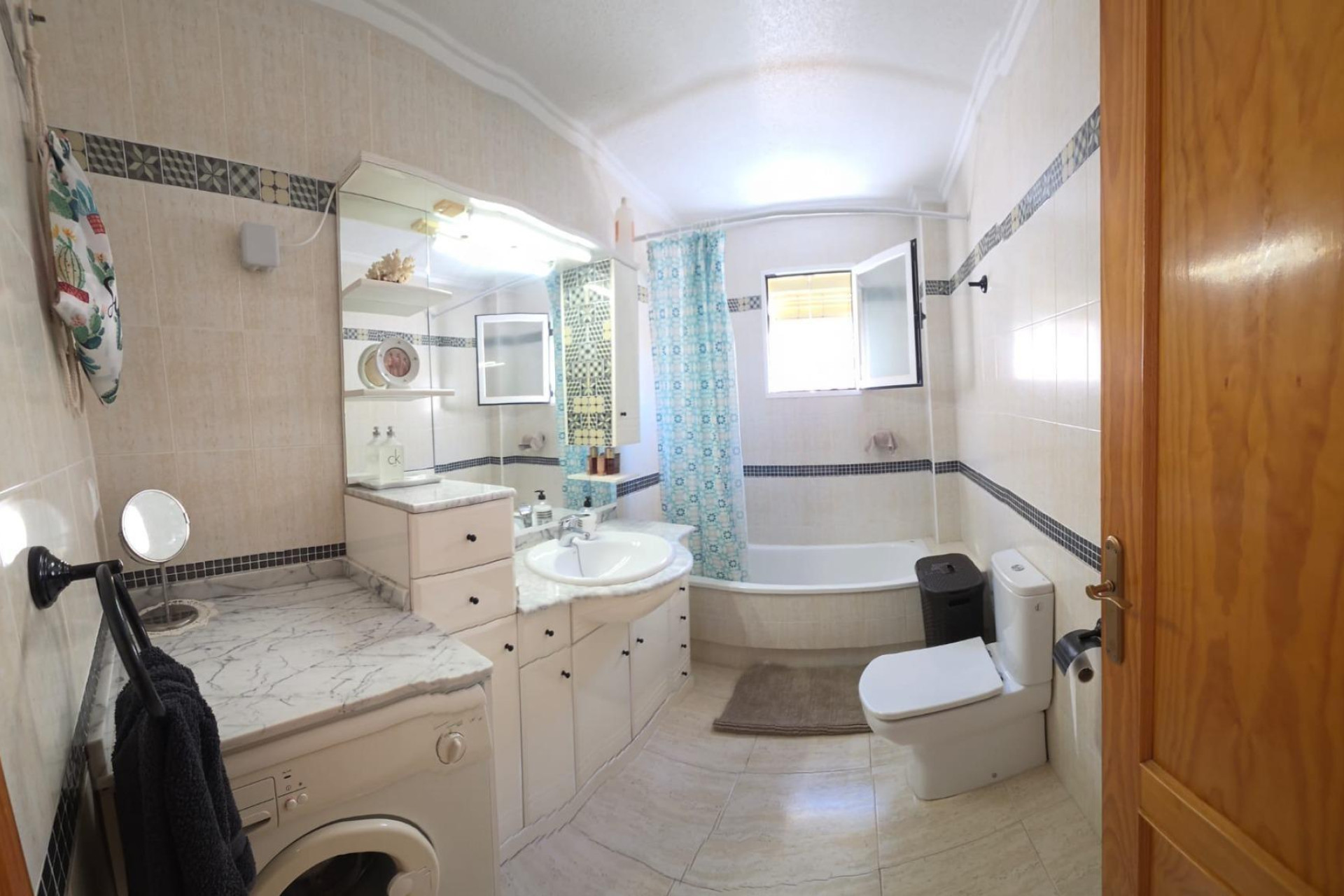 Reventa - Bungalow - Planta Baja - Torrevieja - Centro