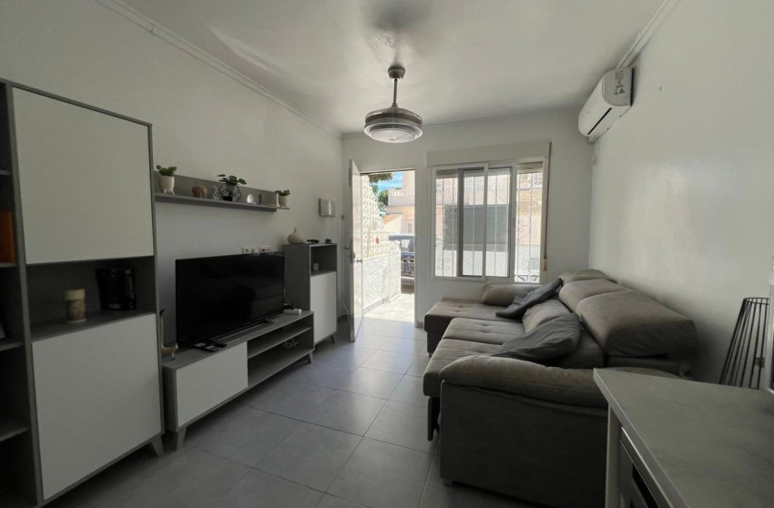 Reventa - Bungalow - Planta Baja - Torrevieja - El limonar
