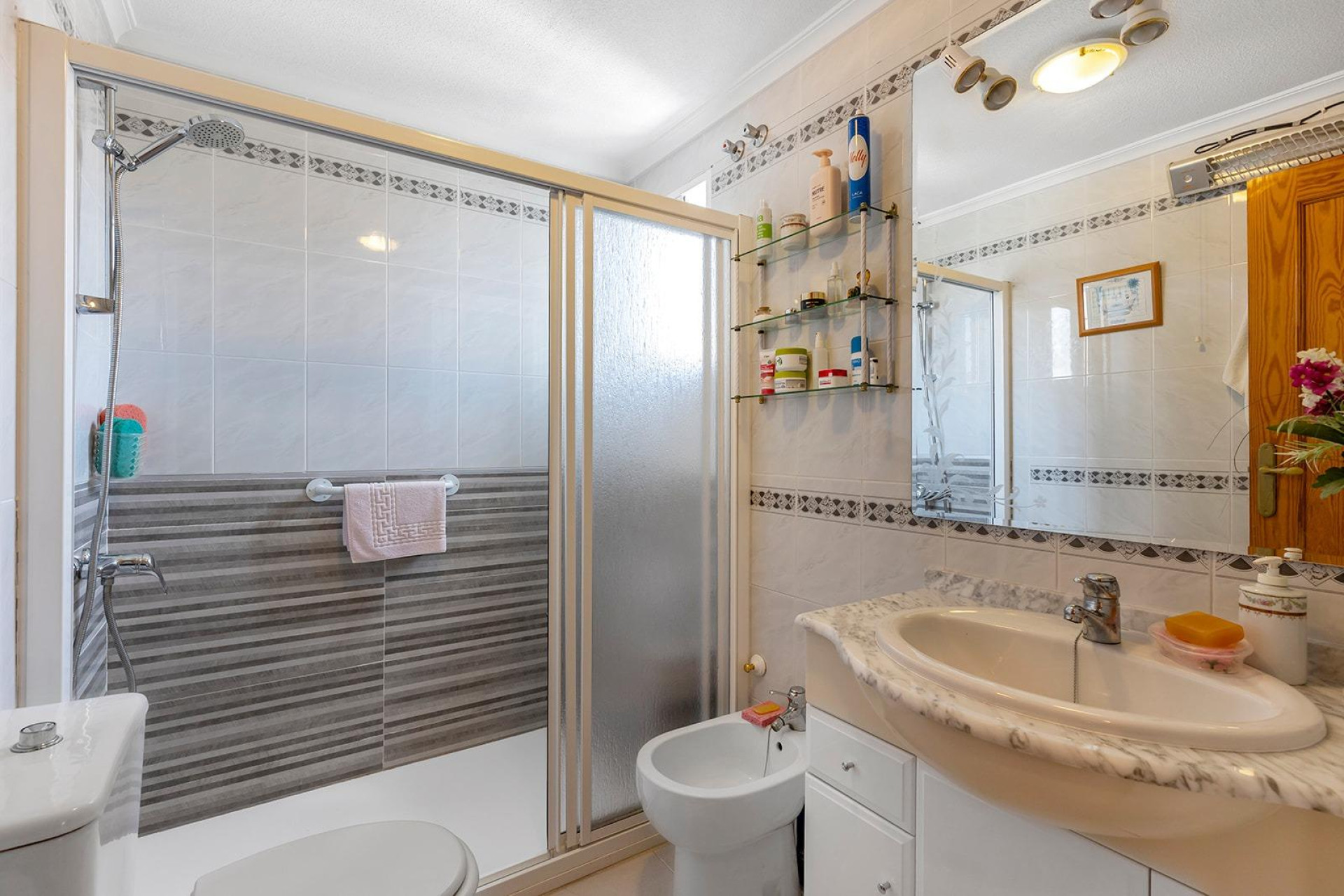 Reventa - Bungalow - Planta Baja - Torrevieja - La Mata