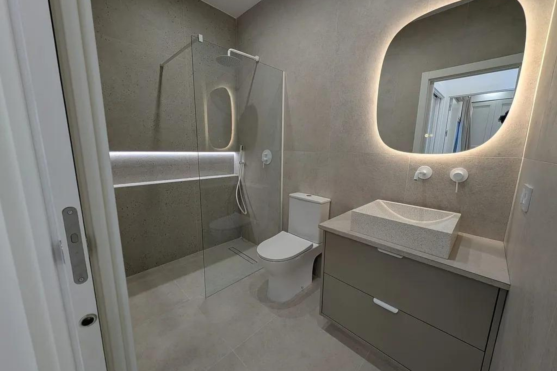 Reventa - Bungalow - Planta Baja - Torrevieja - La Siesta - El Salado - Torreta